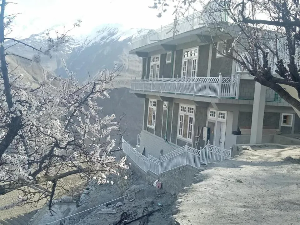 Hunza Holiday Inn