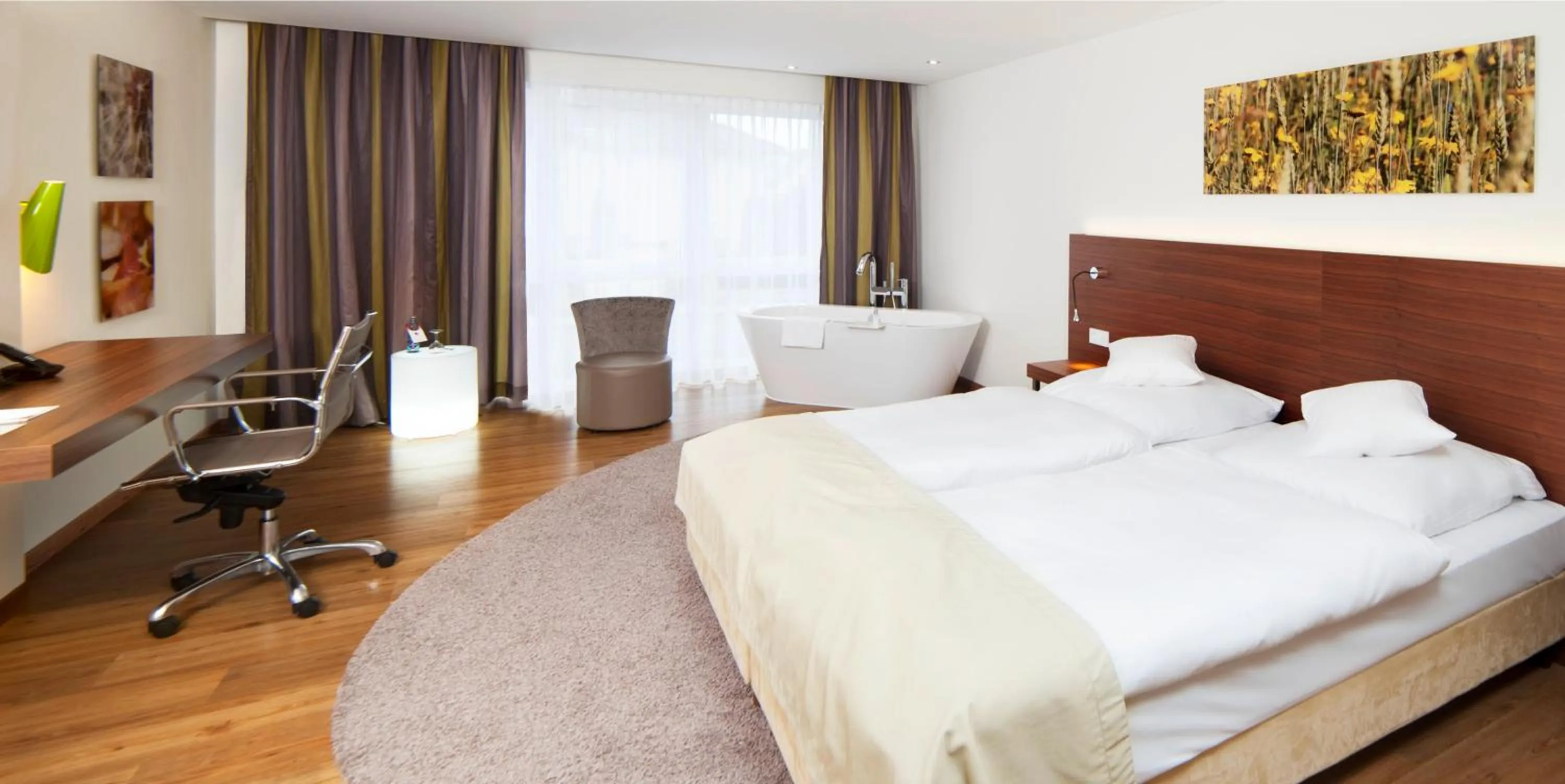 Photo of the whole room, Bed in JOTT Wolfsburg-Sandkamp FREE PARKING