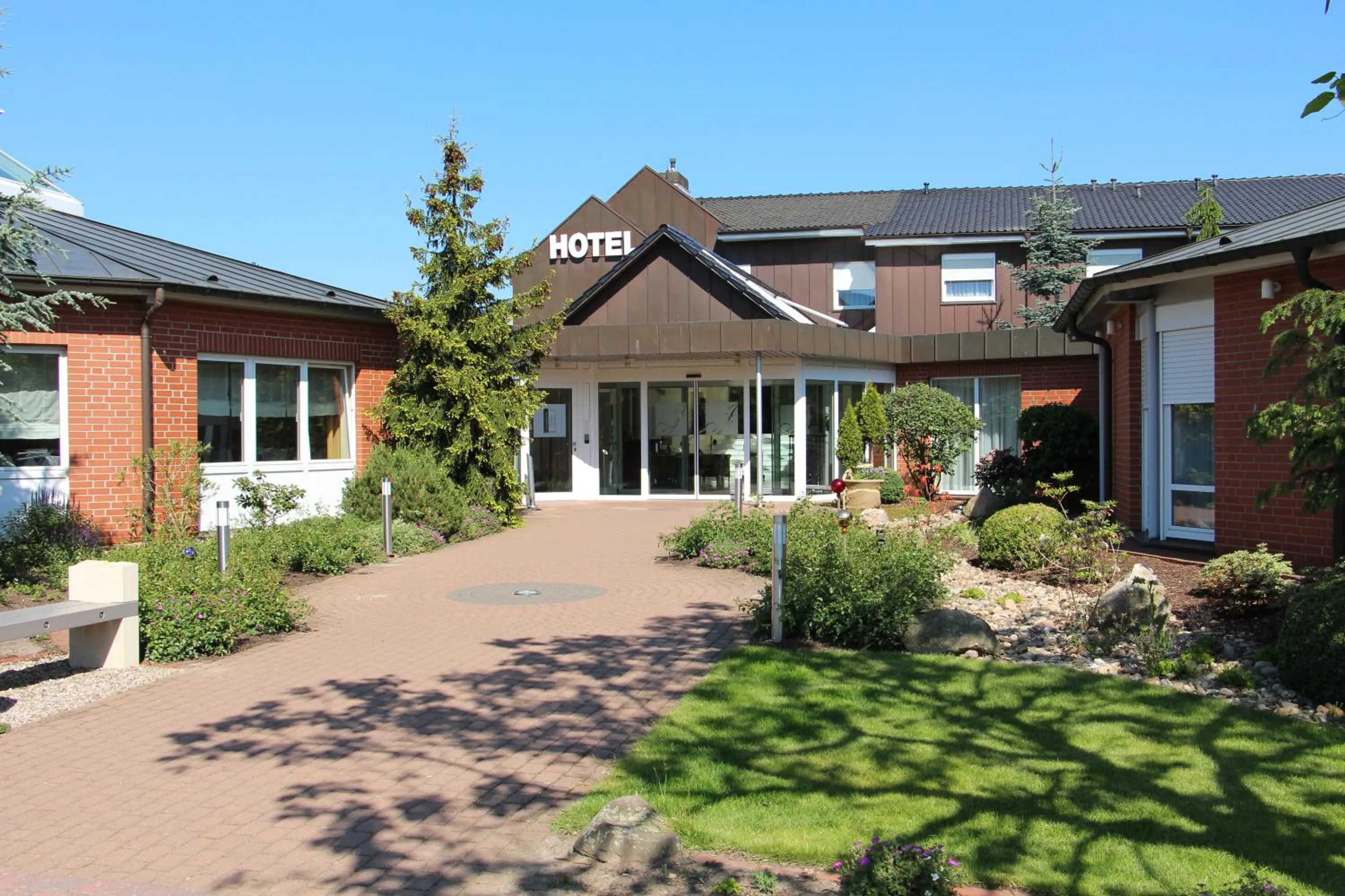 Facade/entrance in JOTT Wolfsburg-Sandkamp FREE PARKING