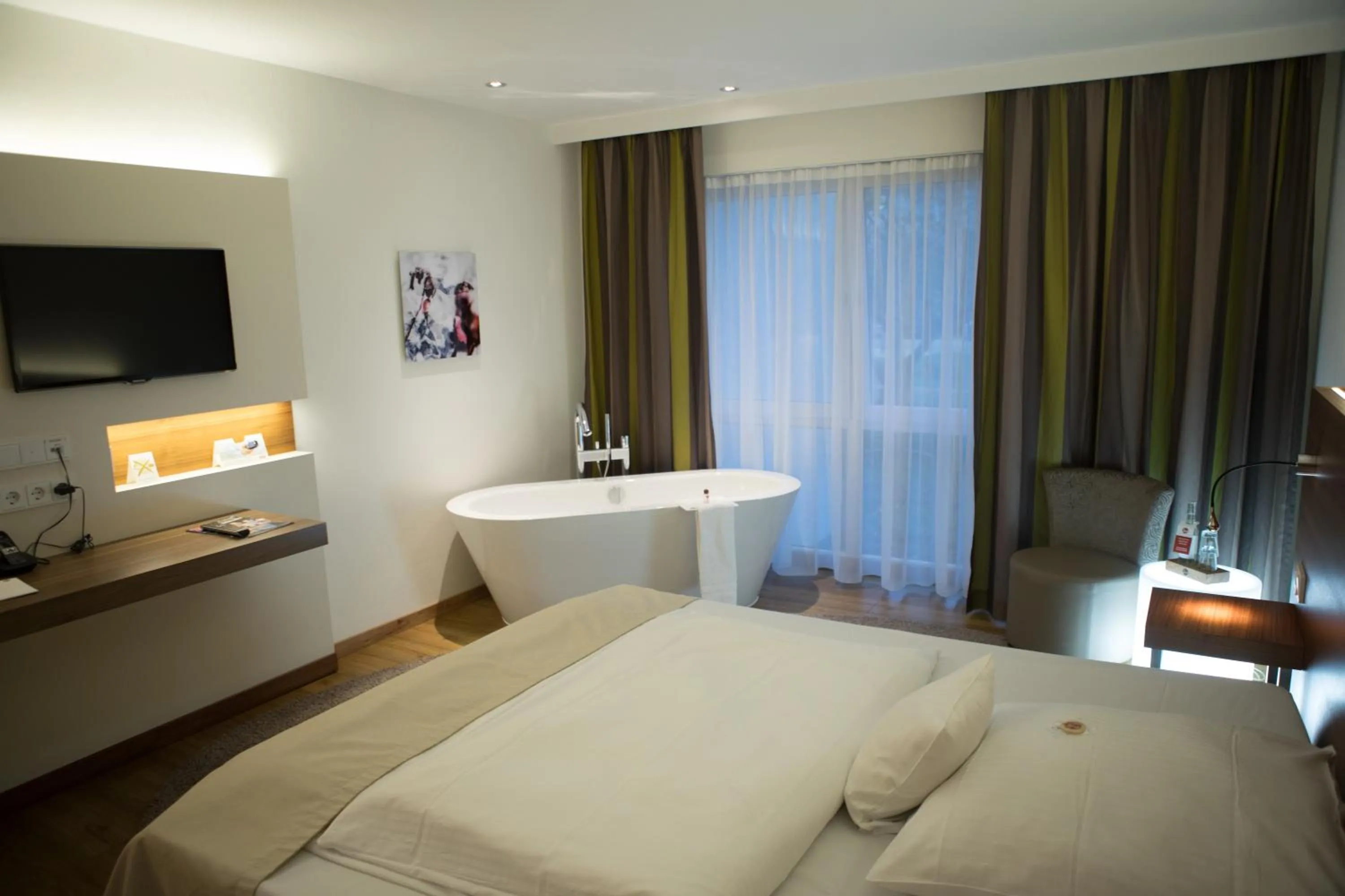 Photo of the whole room, Bed in JOTT Wolfsburg-Sandkamp FREE PARKING