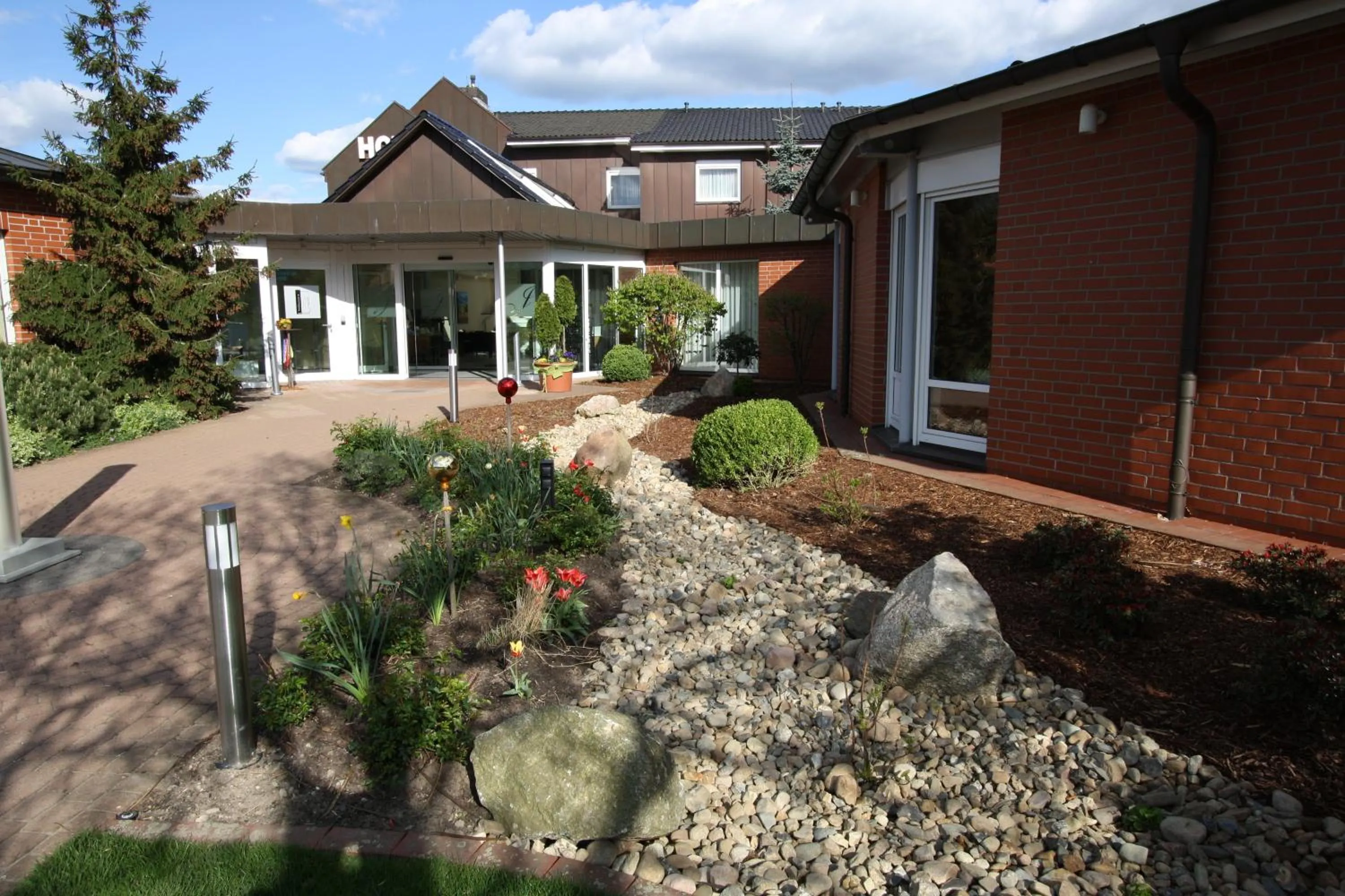 Property building in JOTT Wolfsburg-Sandkamp FREE PARKING