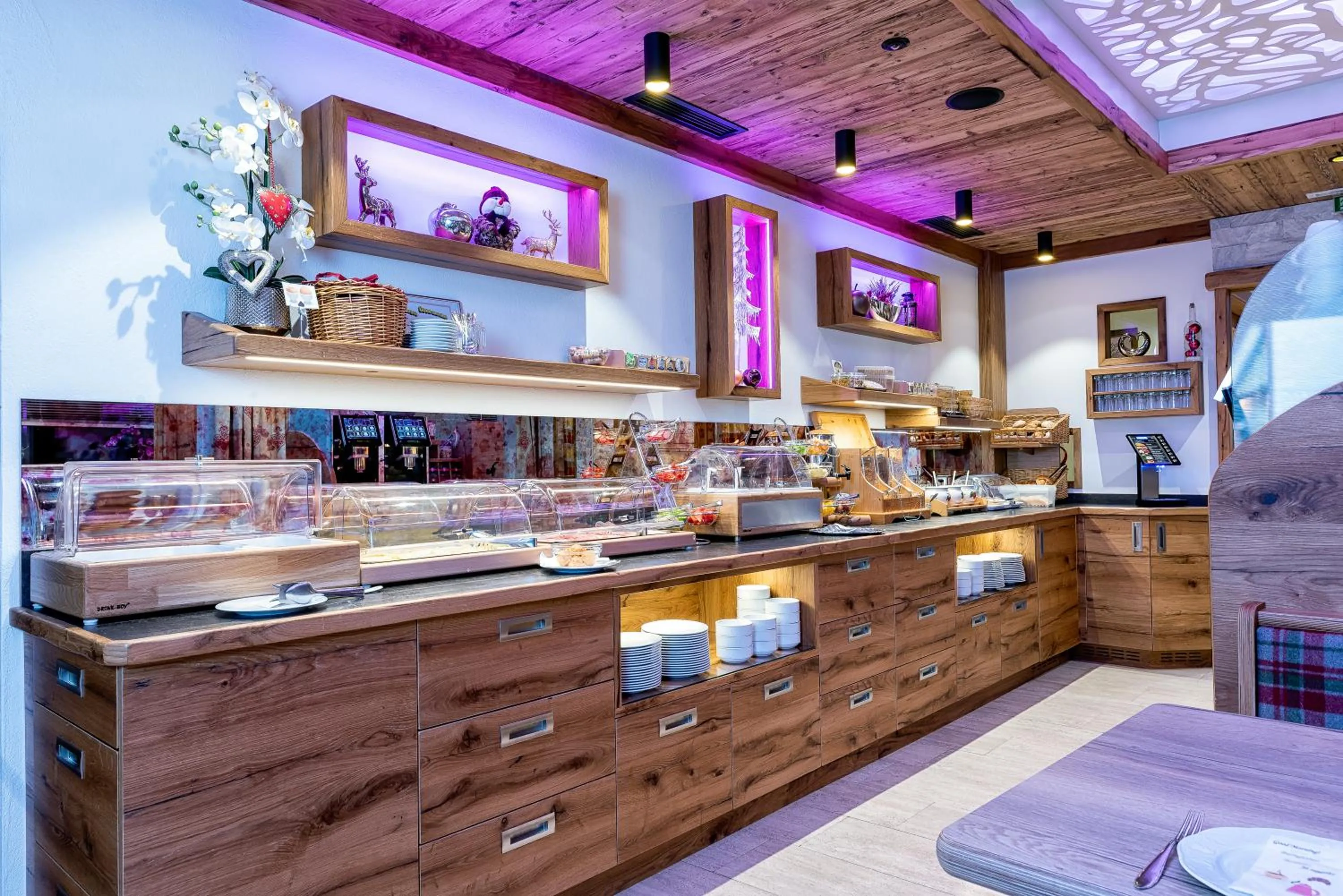 Food and drinks in Hotel Garni Siegmundshof - inclusive Joker Card im Sommer