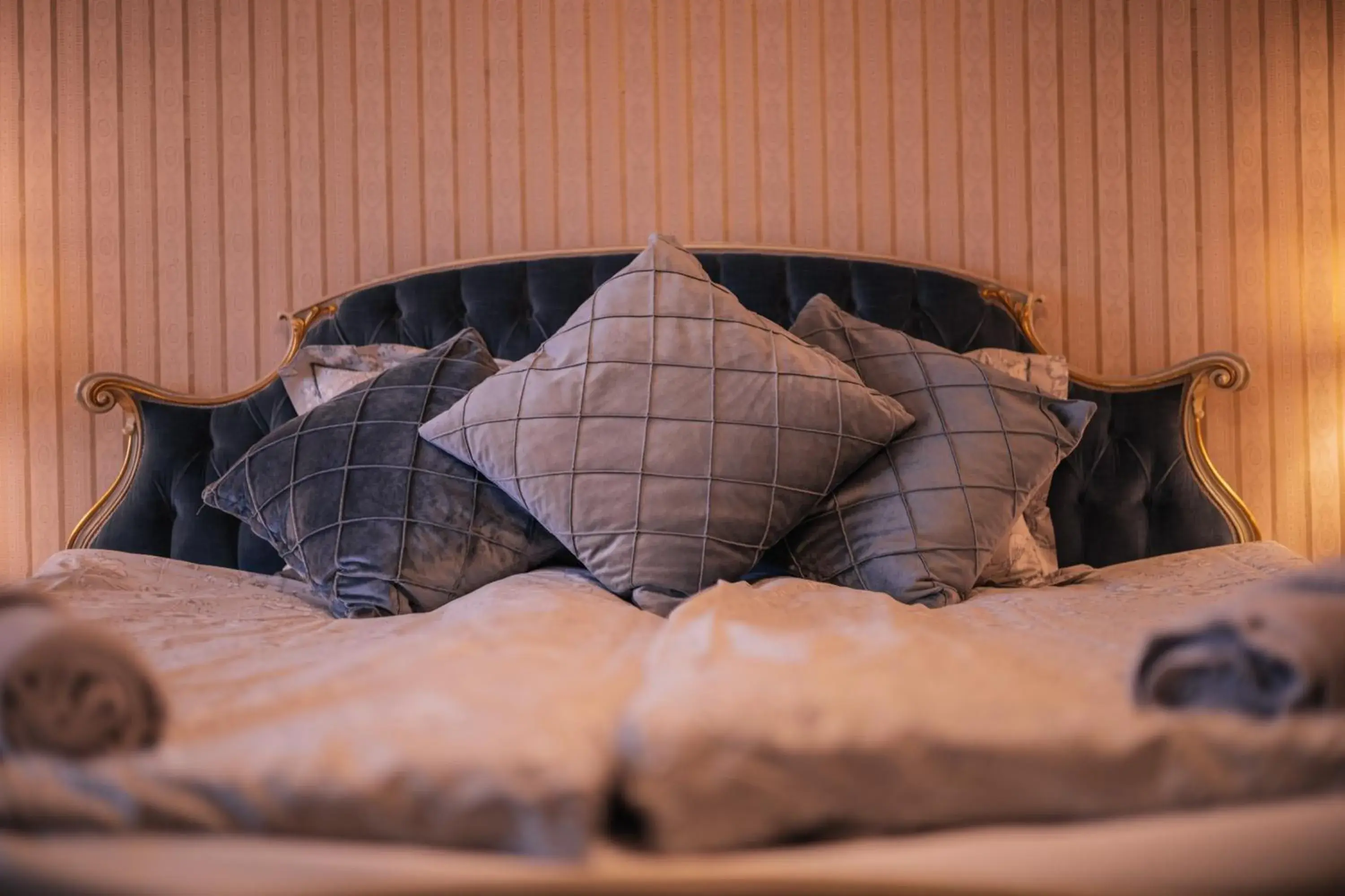 Quadruple Room with Shared Bathroom - single occupancy in Saarijärven Ruustinna Oy Quadruple Room with Shared Bathroom - single occupancy in Saarijärven Ruustinna Oy