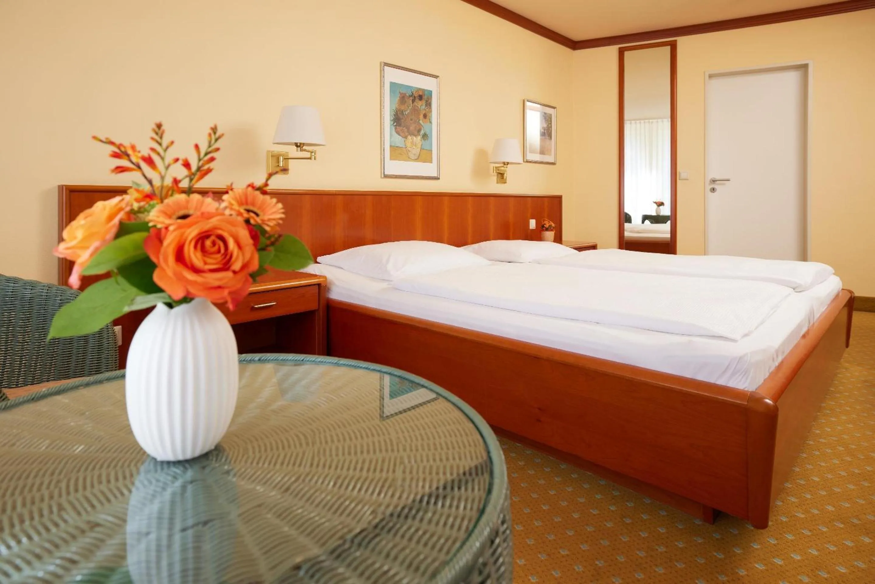 Bedroom, Bed in Best Western Hotel Geheimer Rat