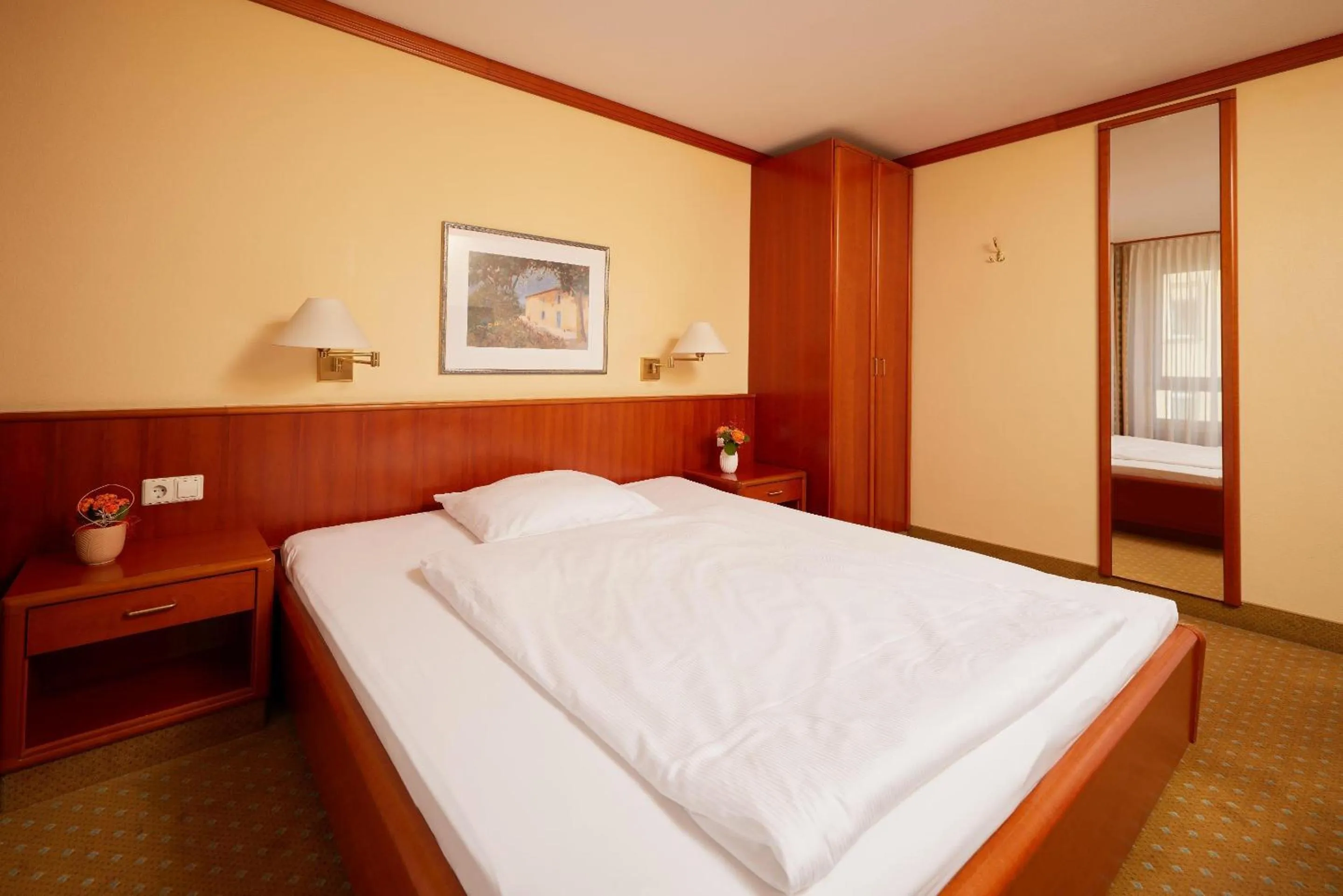 Bedroom, Bed in Best Western Hotel Geheimer Rat