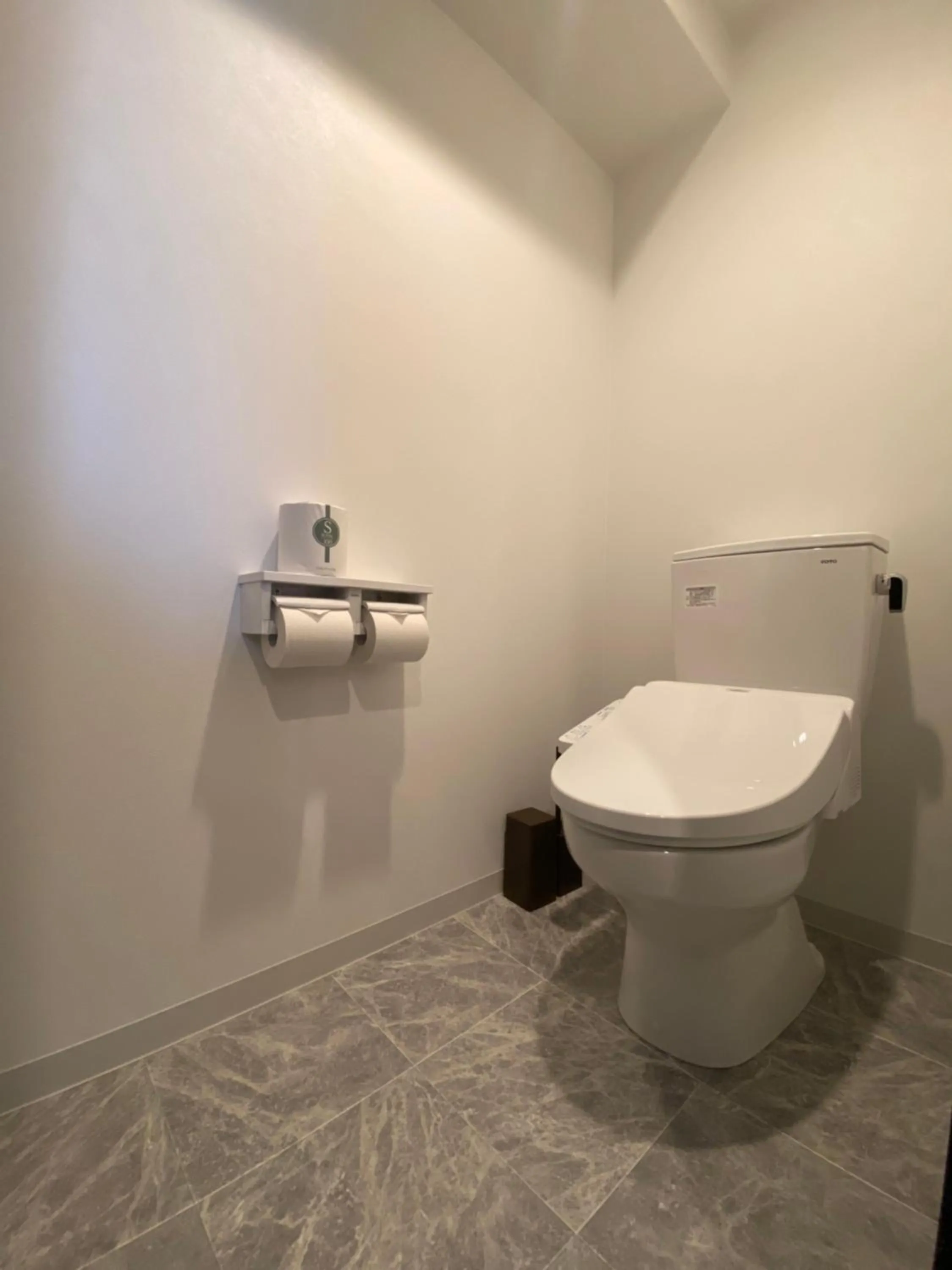 Toilet in Randor Residential Hotel Fukuoka Classic