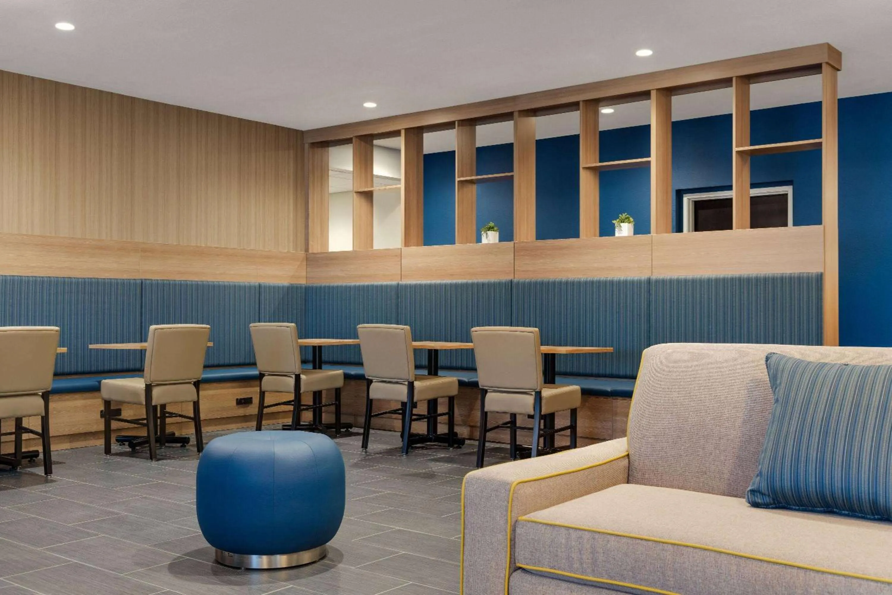 Lobby or reception in Microtel Inn & Suites by Wyndham Gambrills