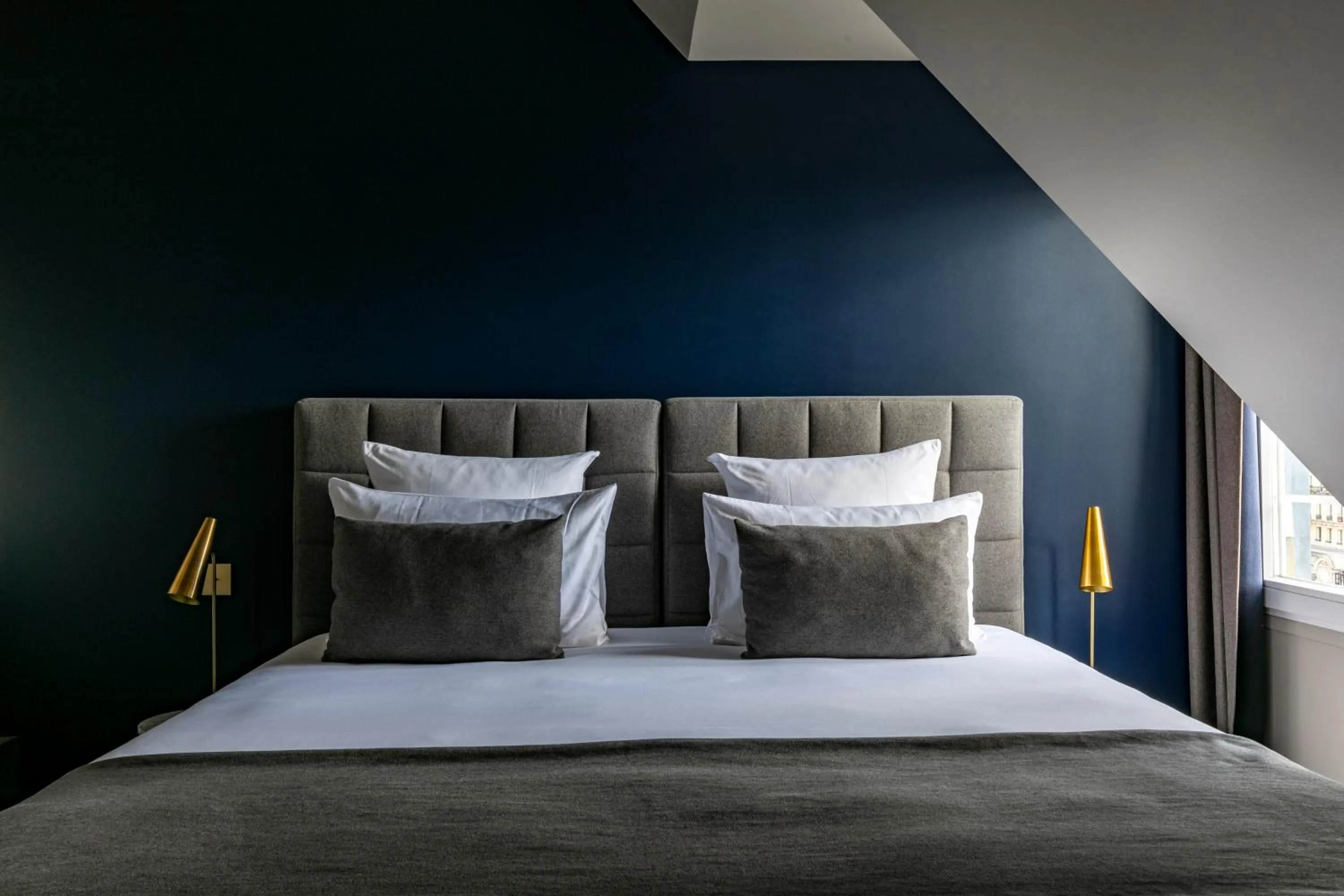 Bed in Maison Barbès