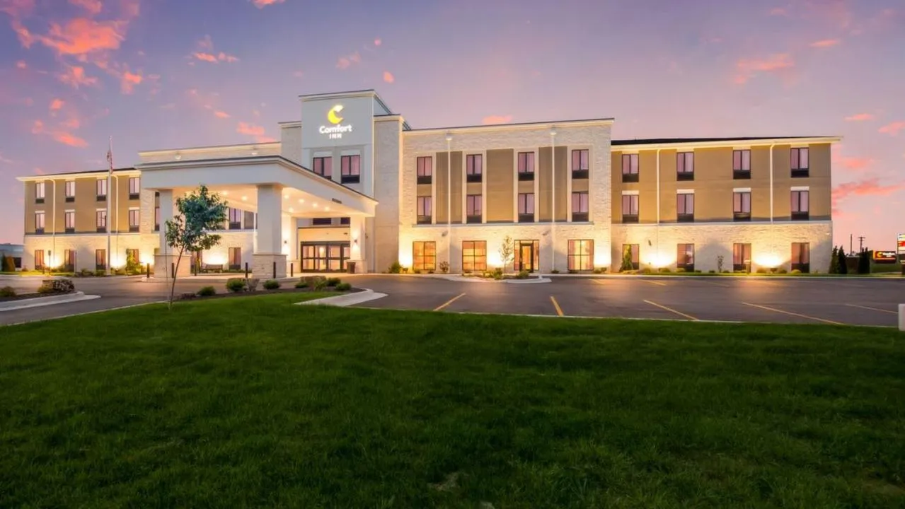 Property building in Comfort Inn