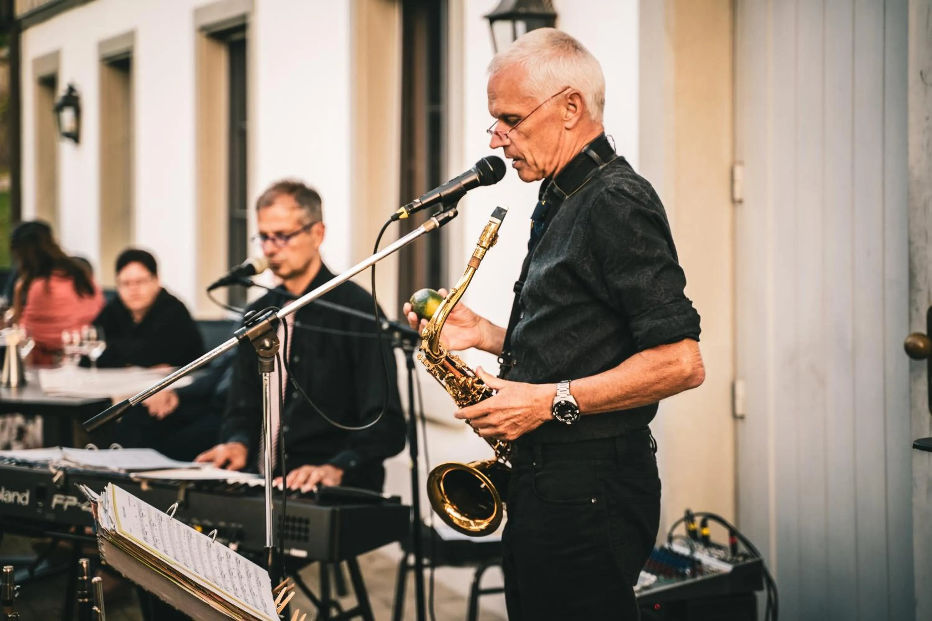 Restaurant/places to eat in Schloss Freudenfels