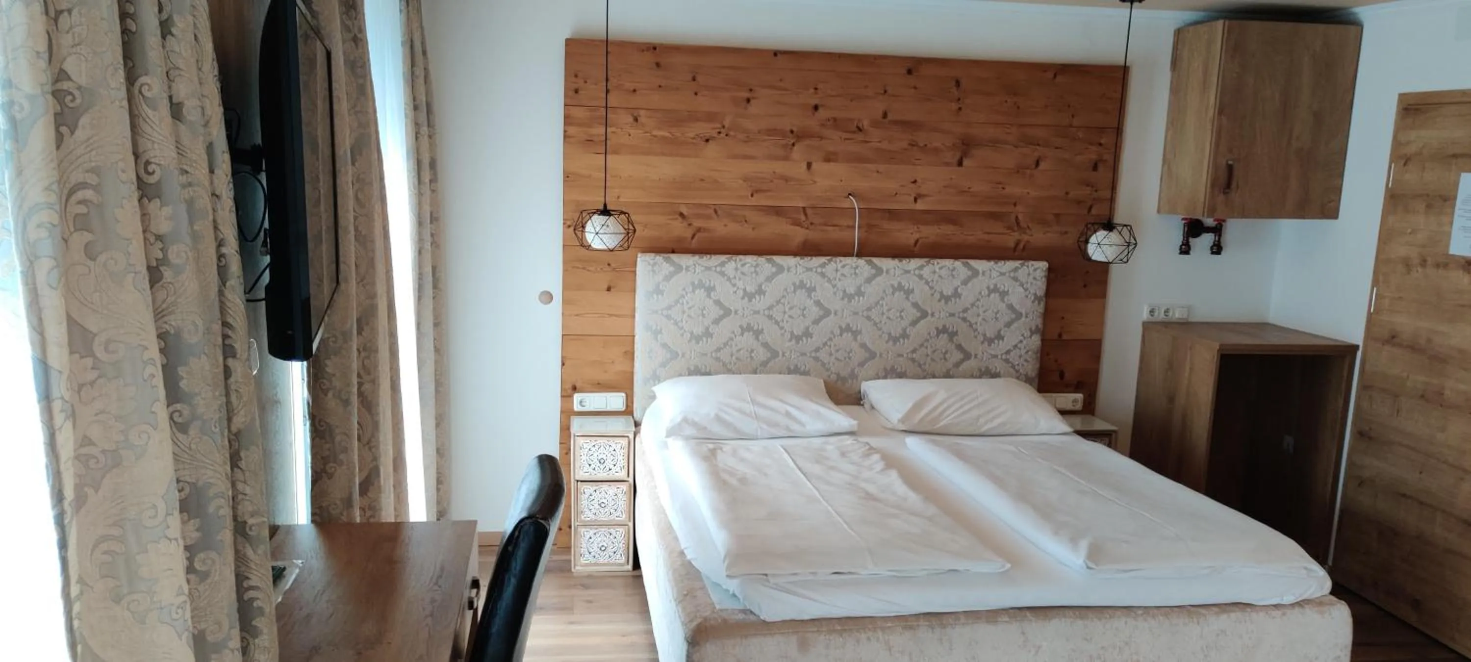 Bed in Pension Wachau