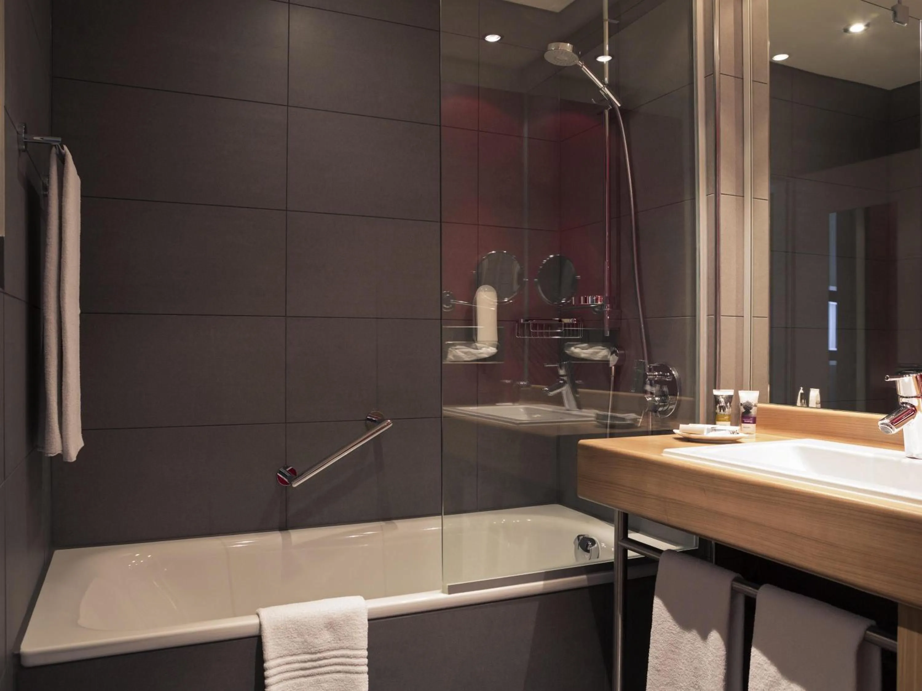 Bedroom in Mercure Hotel Stuttgart Airport Messe