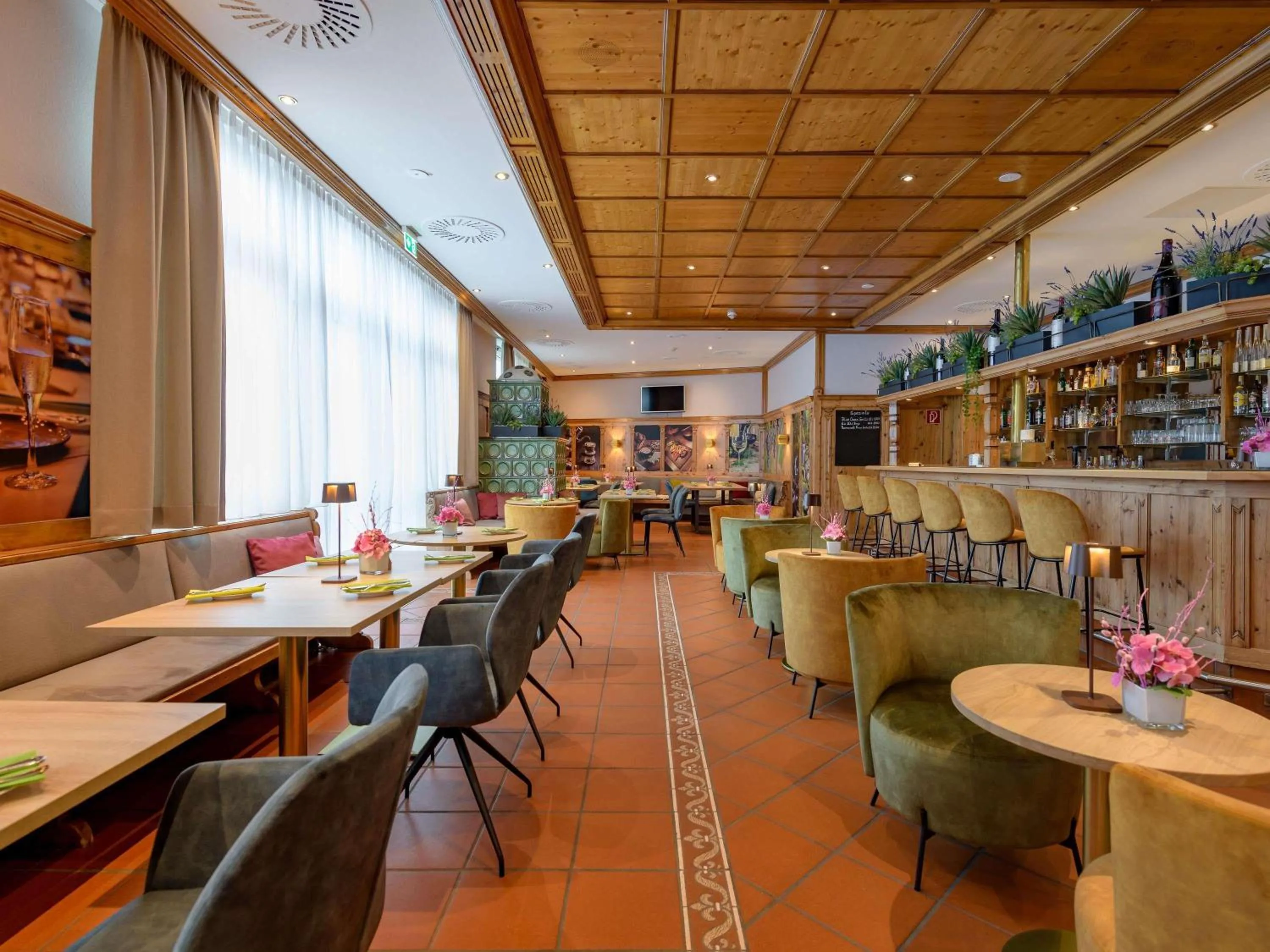 Lounge or bar in Mercure Hotel Stuttgart Airport Messe