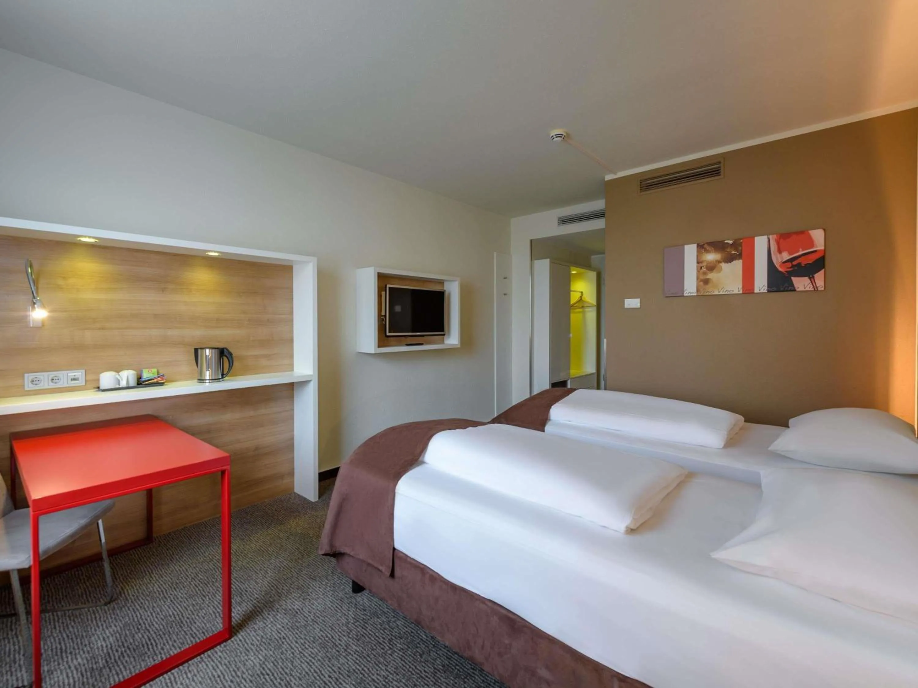 Bedroom, Bed in Mercure Hotel Stuttgart Airport Messe