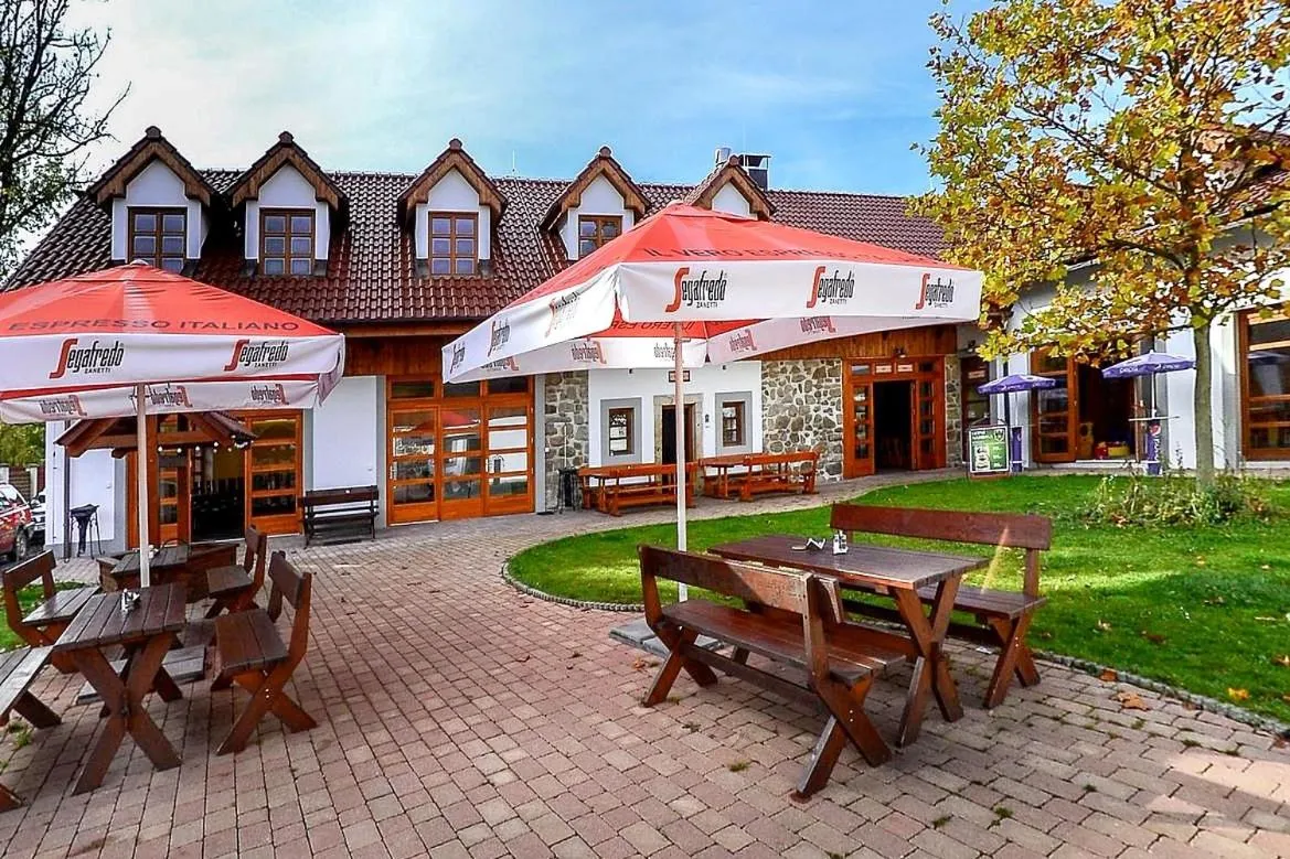 Garden in Štiřínská stodola u Prahy