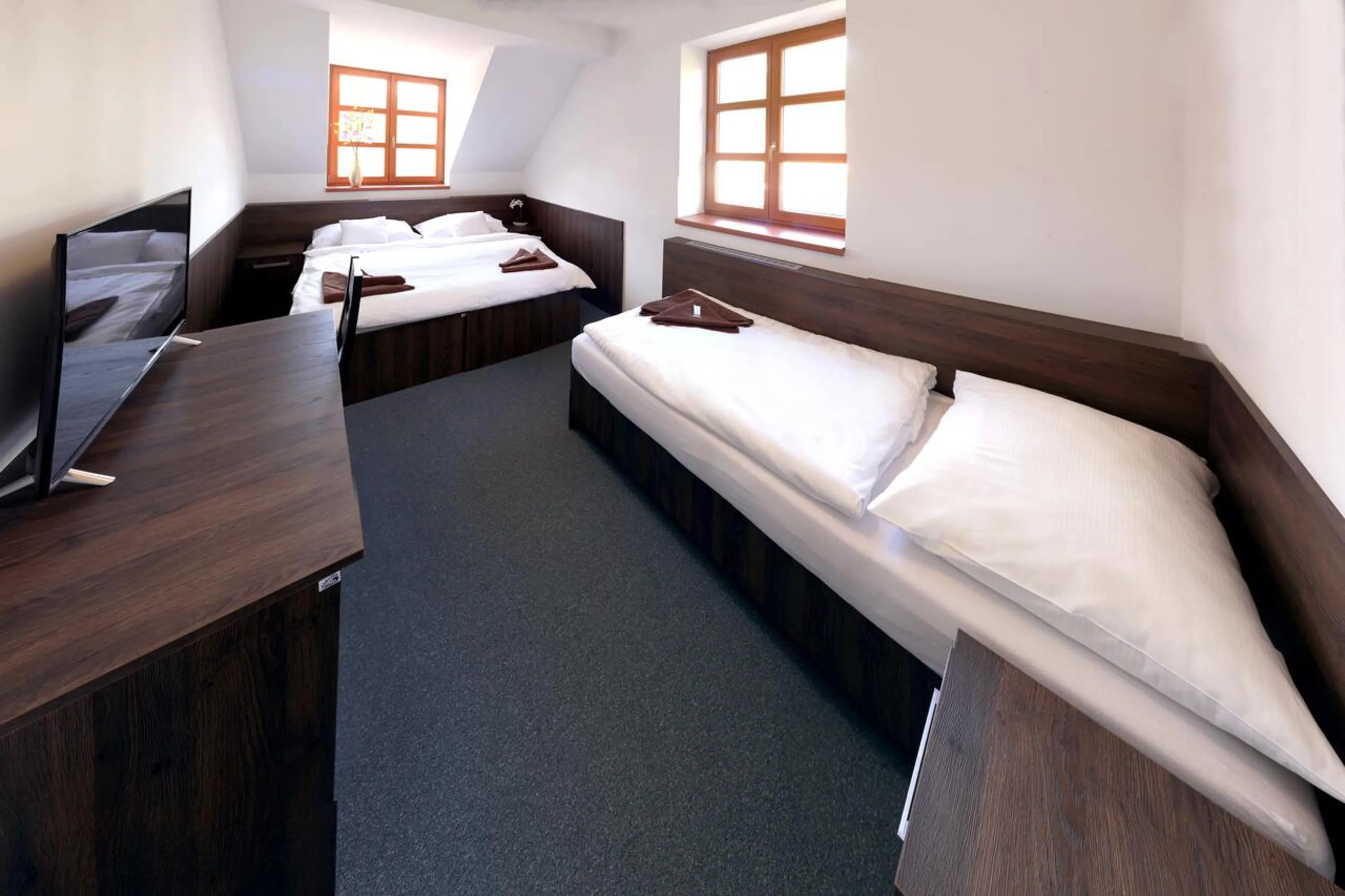 Bed in Štiřínská stodola u Prahy