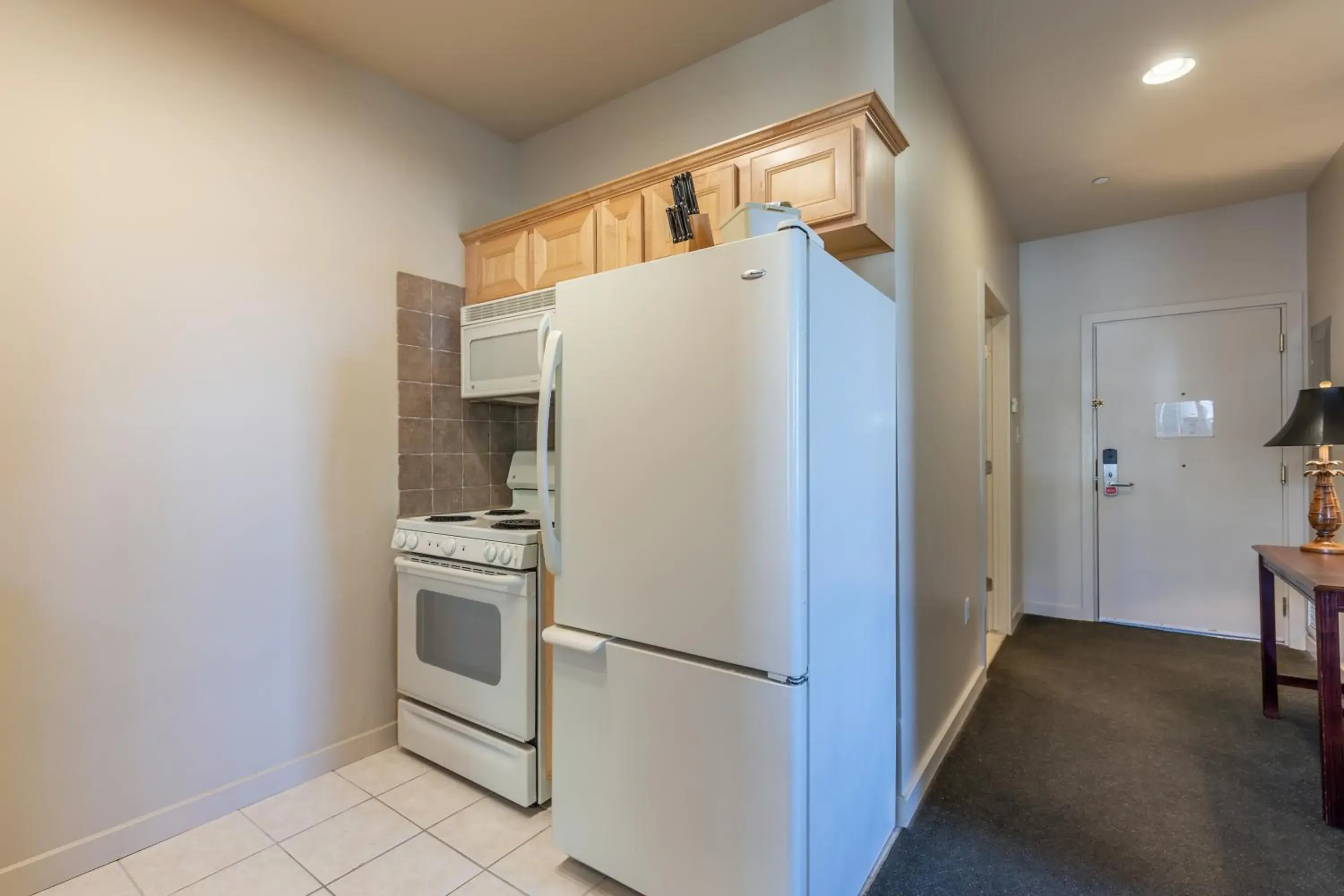 One-Bedroom Apartment in Ebb Tide Suites One-Bedroom Apartment in Ebb Tide Suites