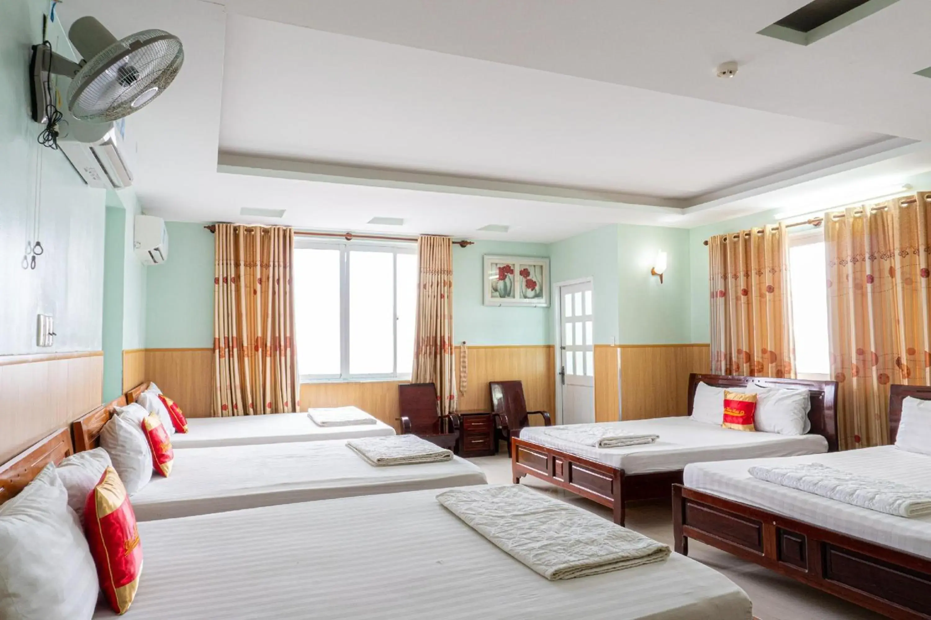 Superior Family Room in Tuyet Lan Hotel Vung Tau Superior Family Room in Tuyet Lan Hotel Vung Tau