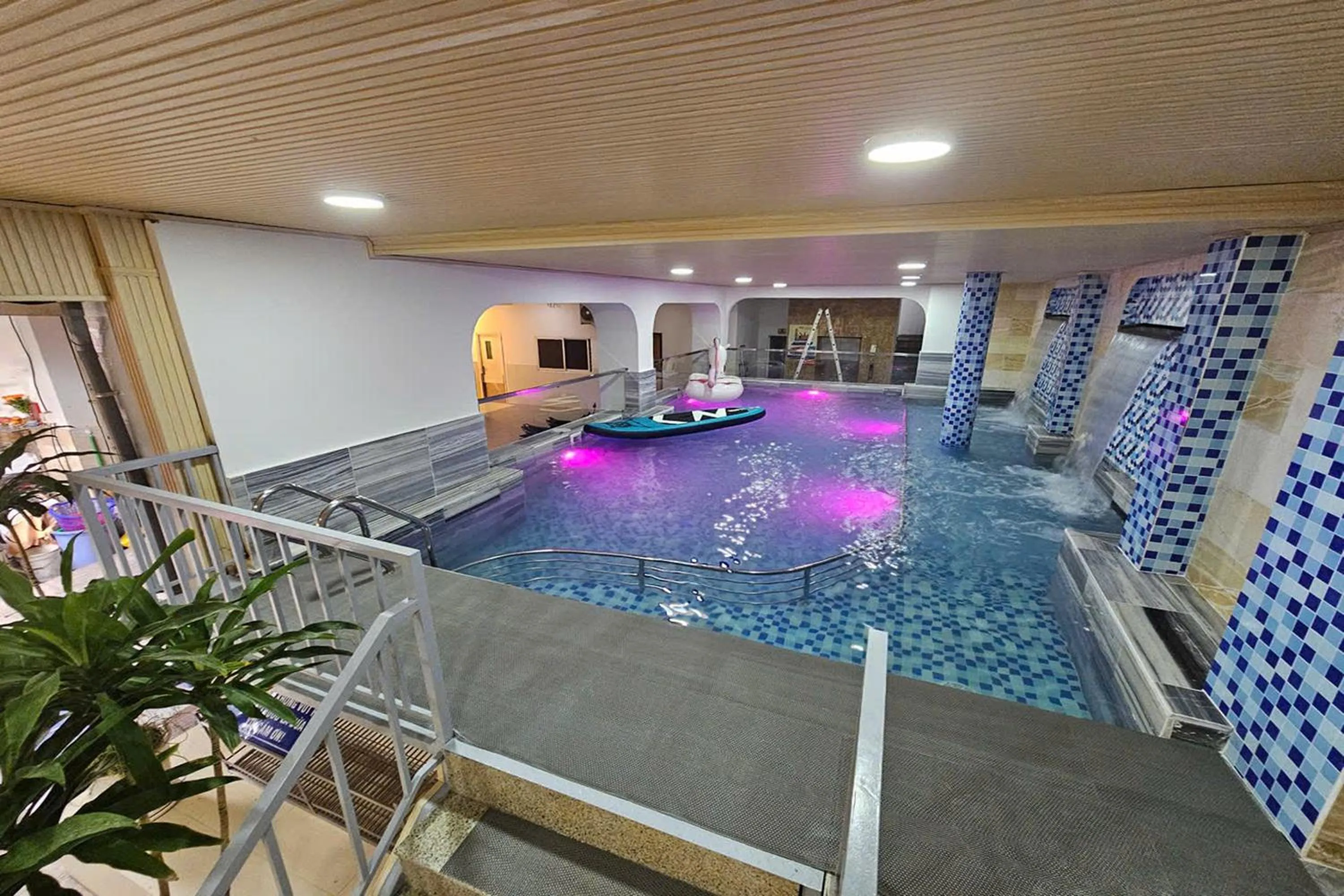 Swimming pool in Tuyet Lan Hotel Vung Tau