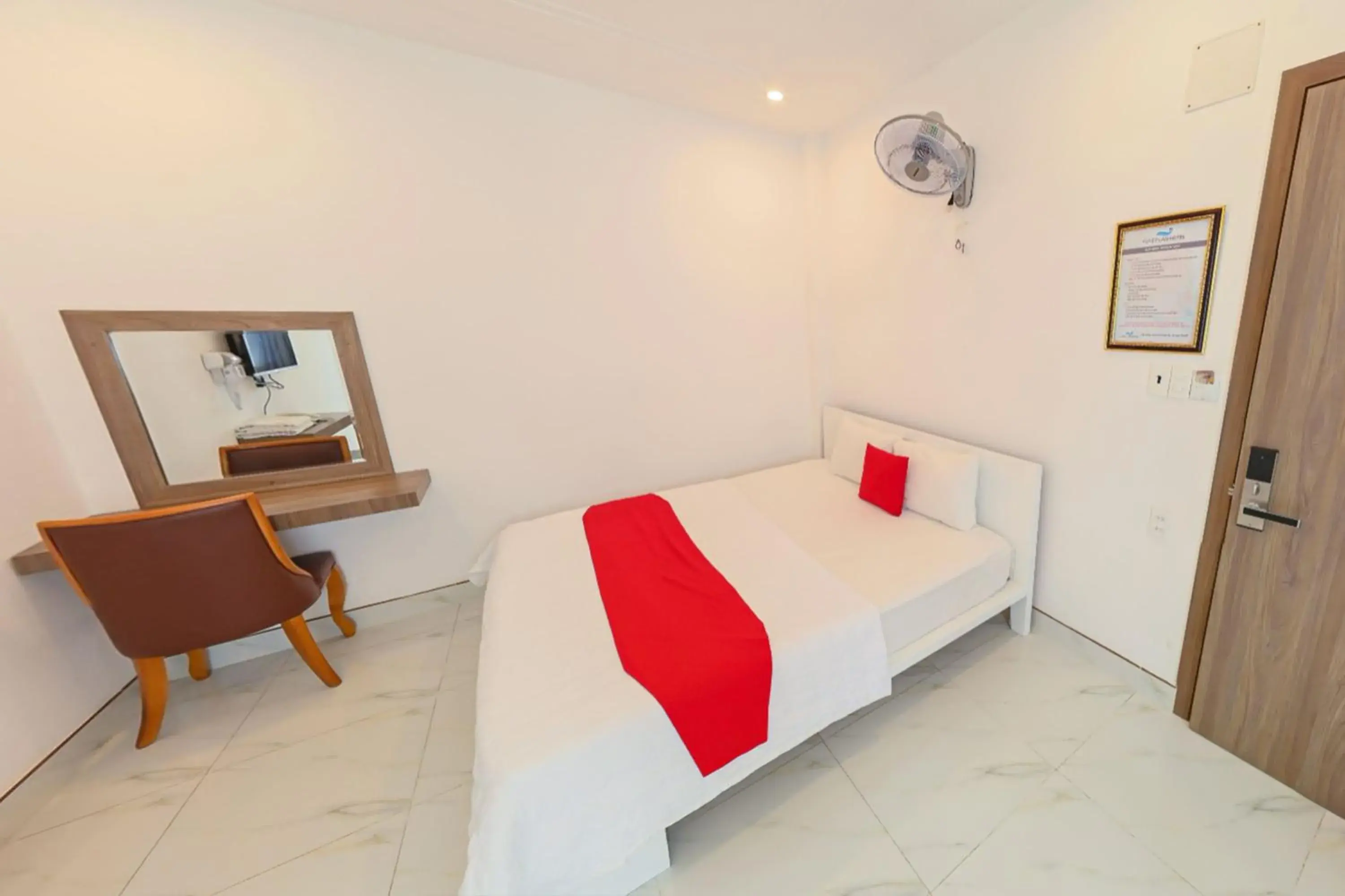 Standard Double Room in Tuyet Lan Hotel Vung Tau Standard Double Room in Tuyet Lan Hotel Vung Tau
