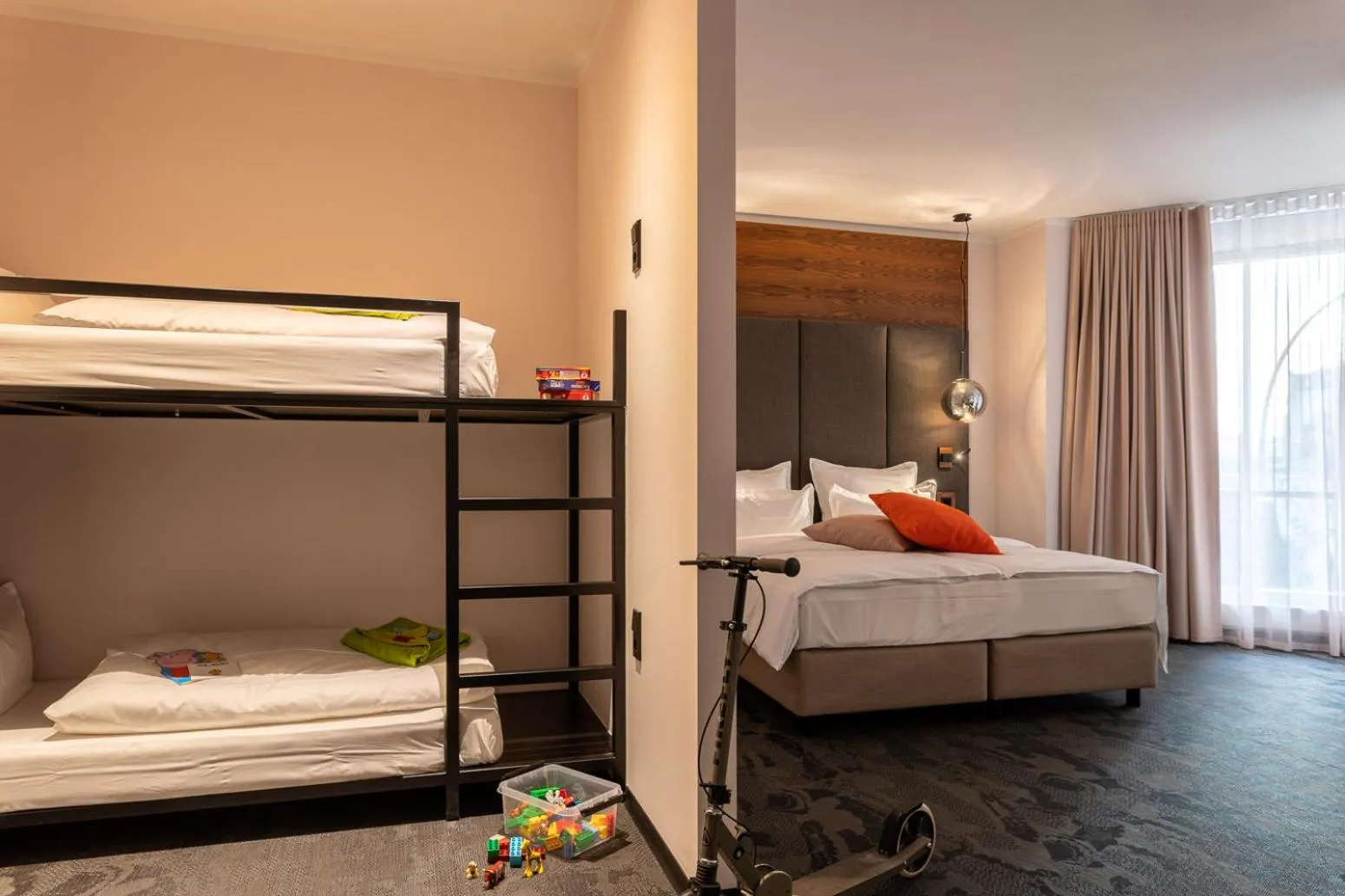 Bedroom, Bed in Hotel Neuer Fritz