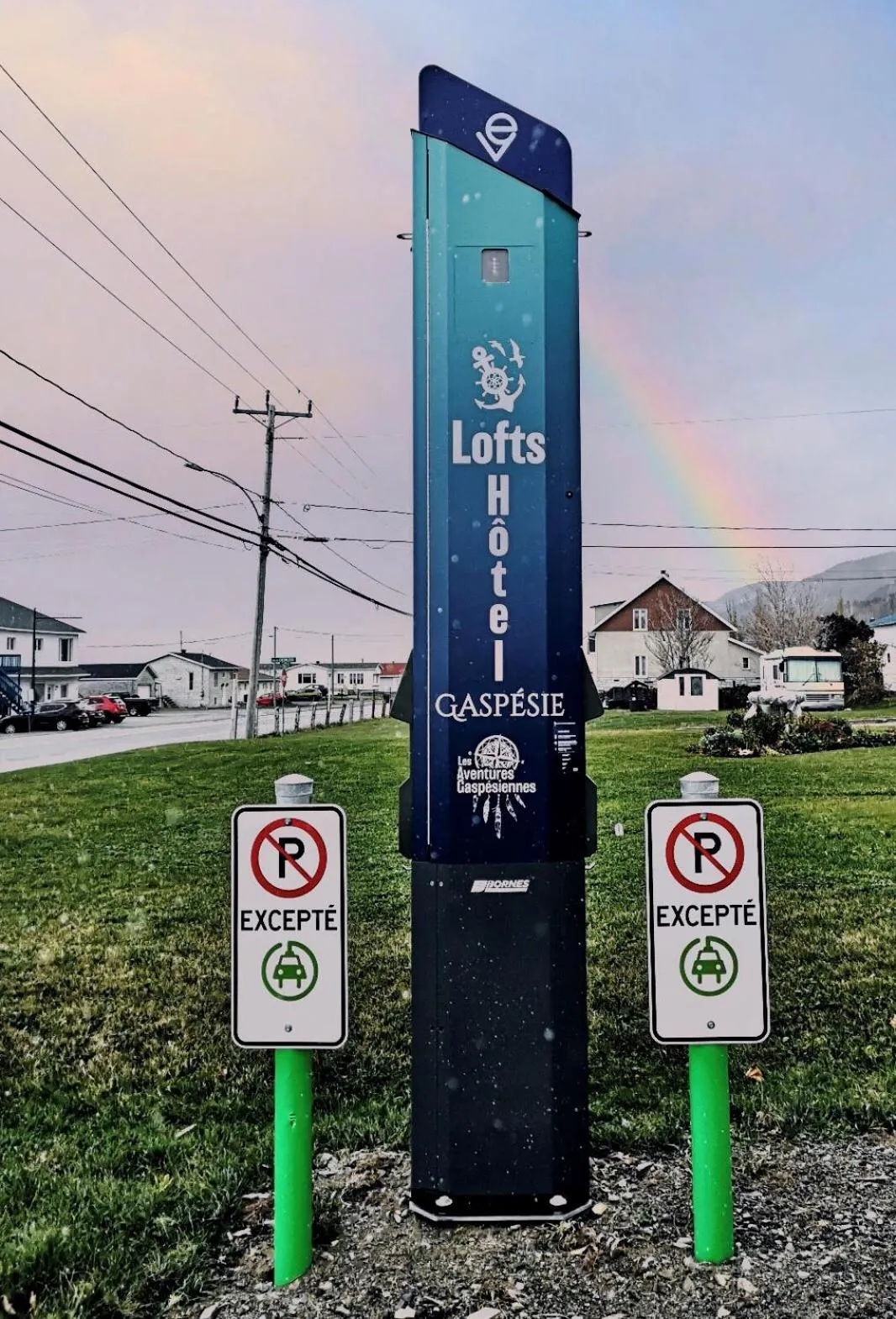 Property logo or sign in Lofts Hôtel Gaspésie
