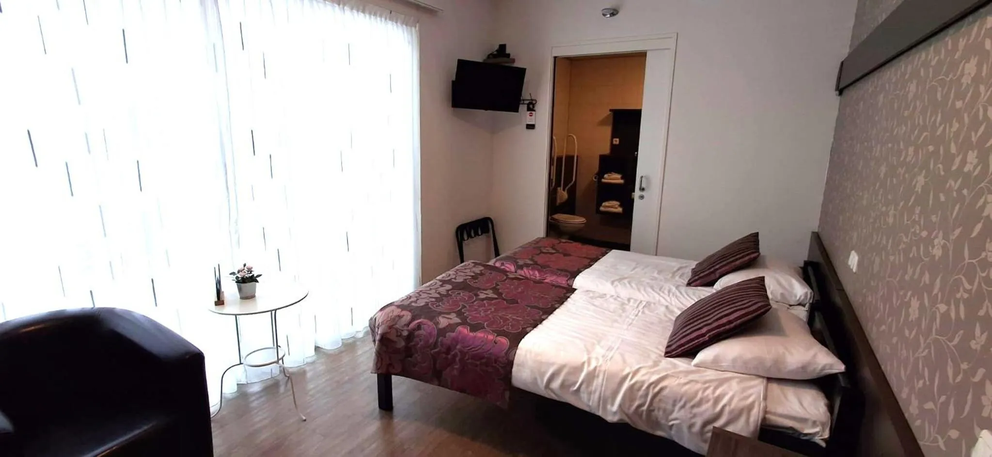 TV and multimedia, Bed in B&B Hotel De Vrije Vogel