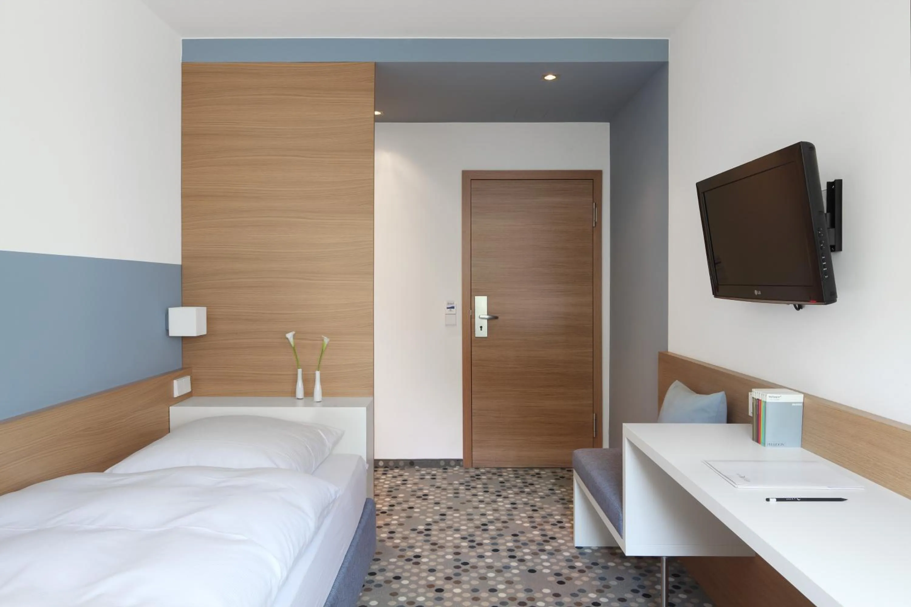 Photo of the whole room, Bed in Hotel Waldhorn