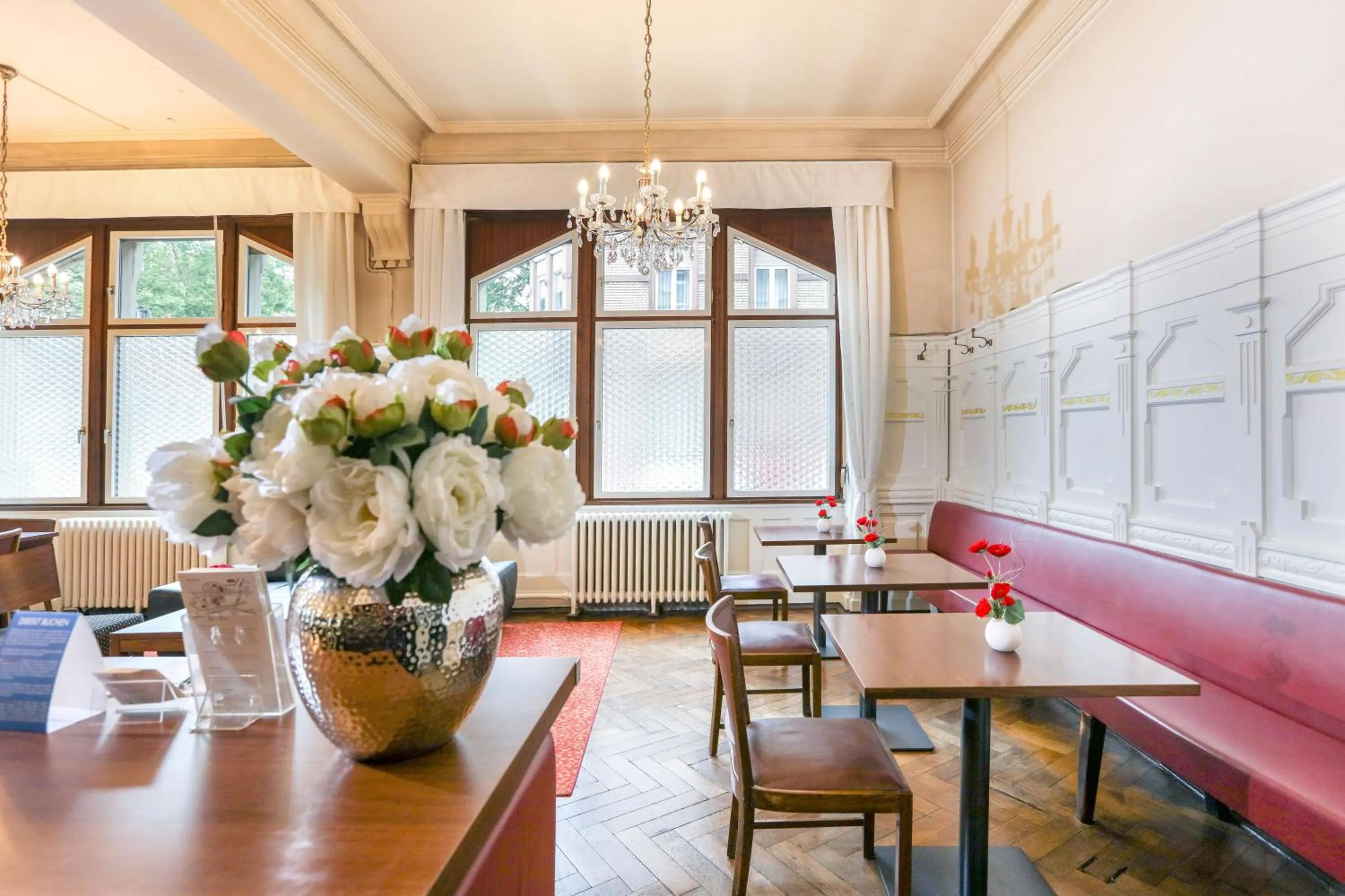 Lobby or reception in Hotel Markgräfler Hof
