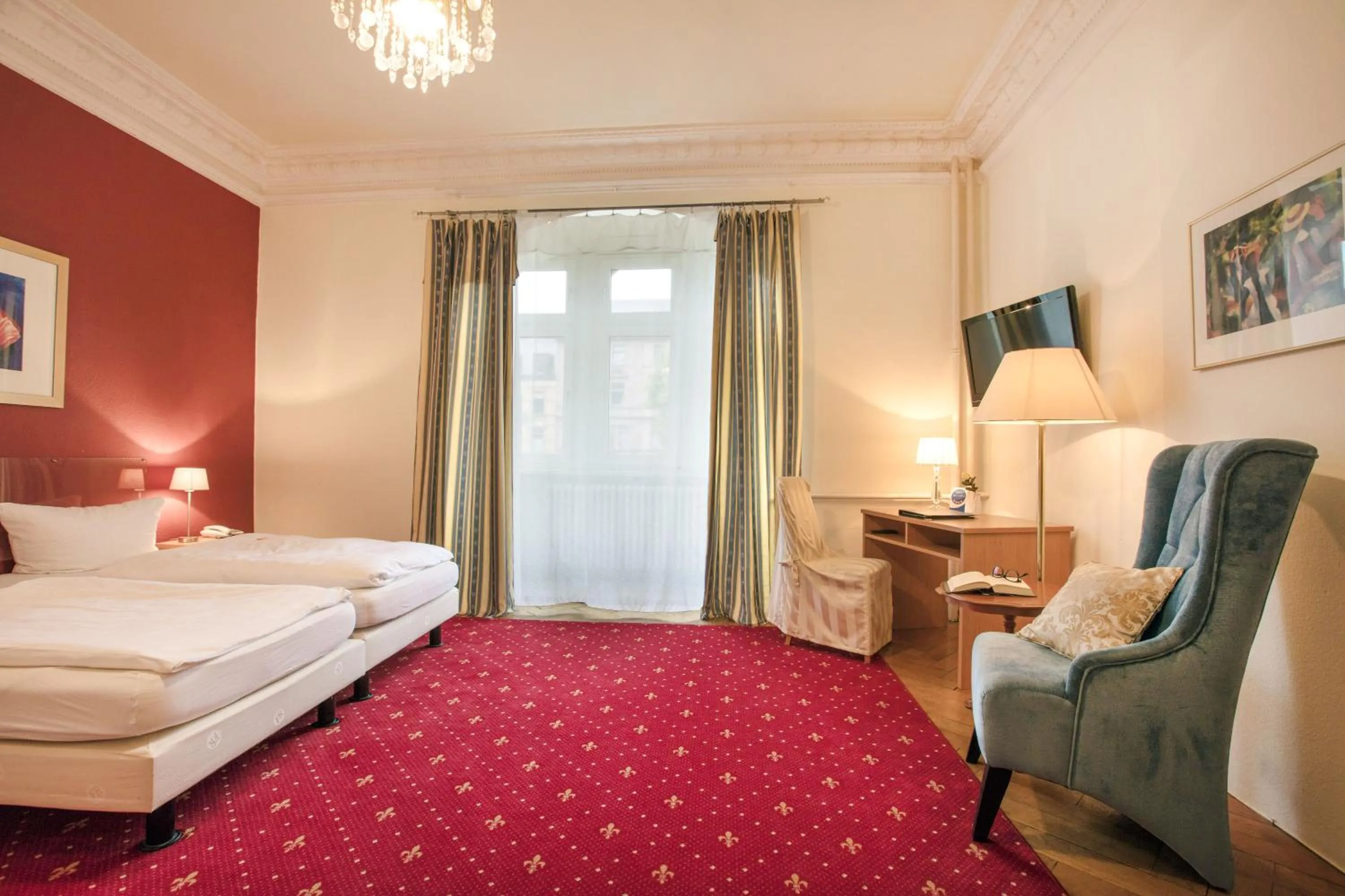 Photo of the whole room, Bed in Hotel Markgräfler Hof