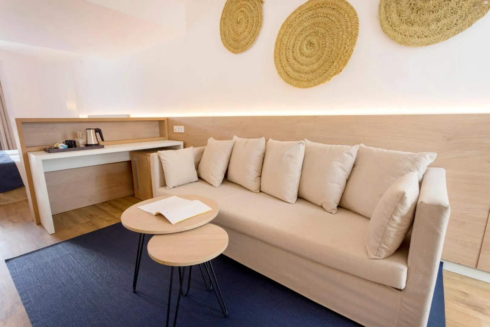 Living room in Parque Nereida Suites Hotel