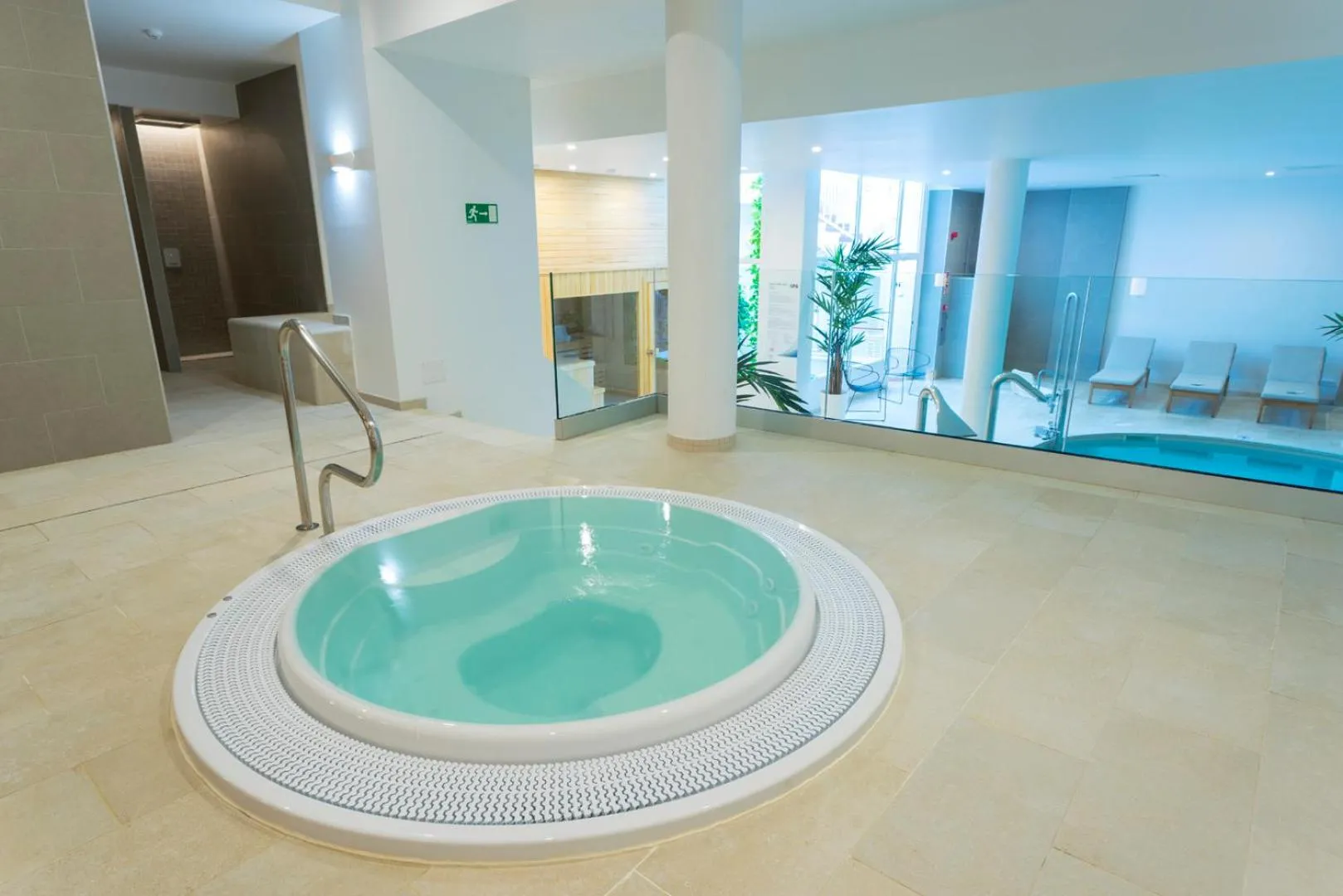Spa and wellness centre/facilities in Parque Nereida Suites Hotel