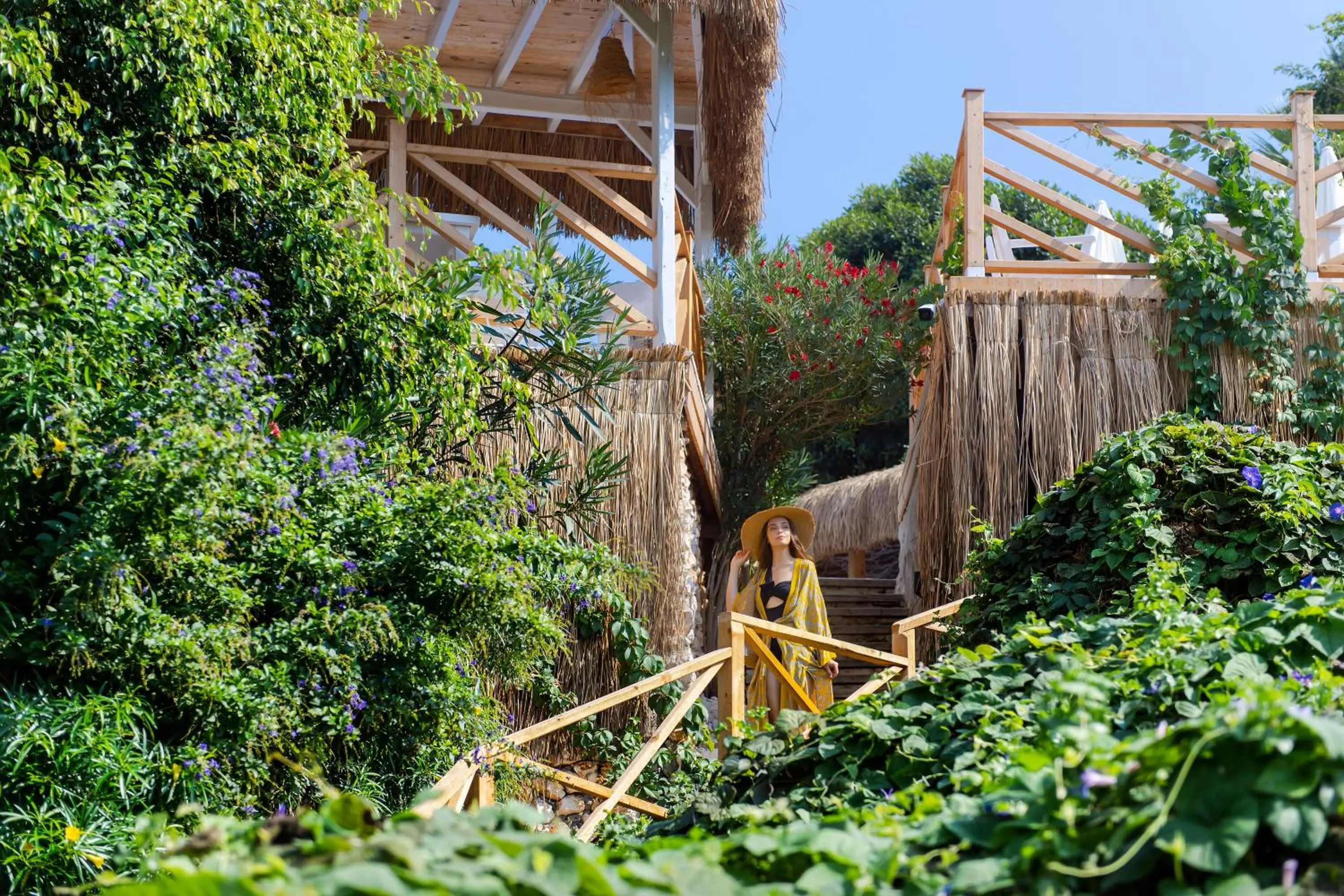 Beach in Peninsula Gardens Hotel