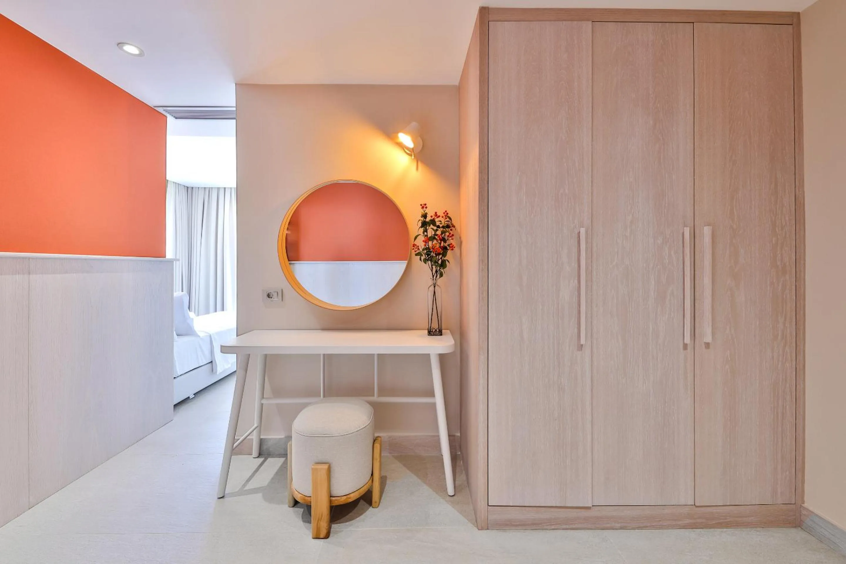 Photo of the whole room in Peninsula Gardens Hotel