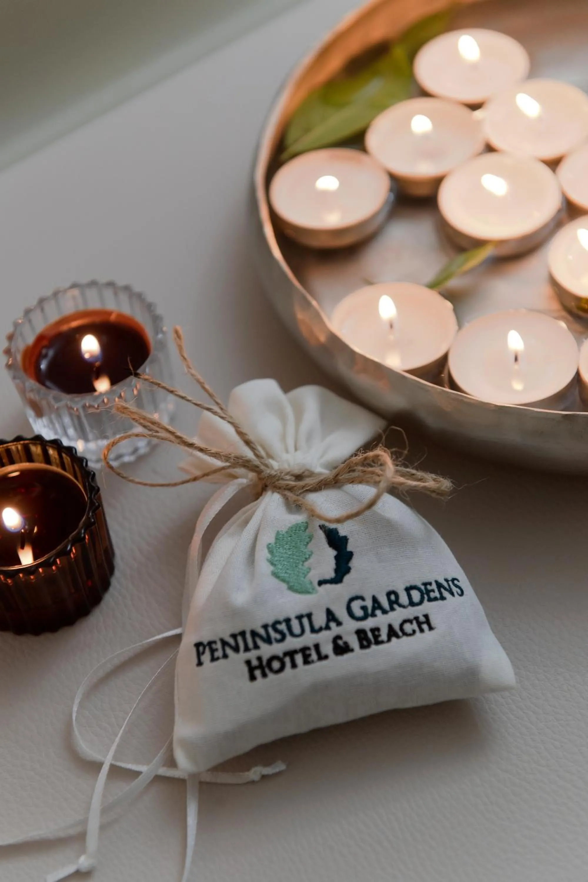 Logo/Certificate/Sign in Peninsula Gardens Hotel