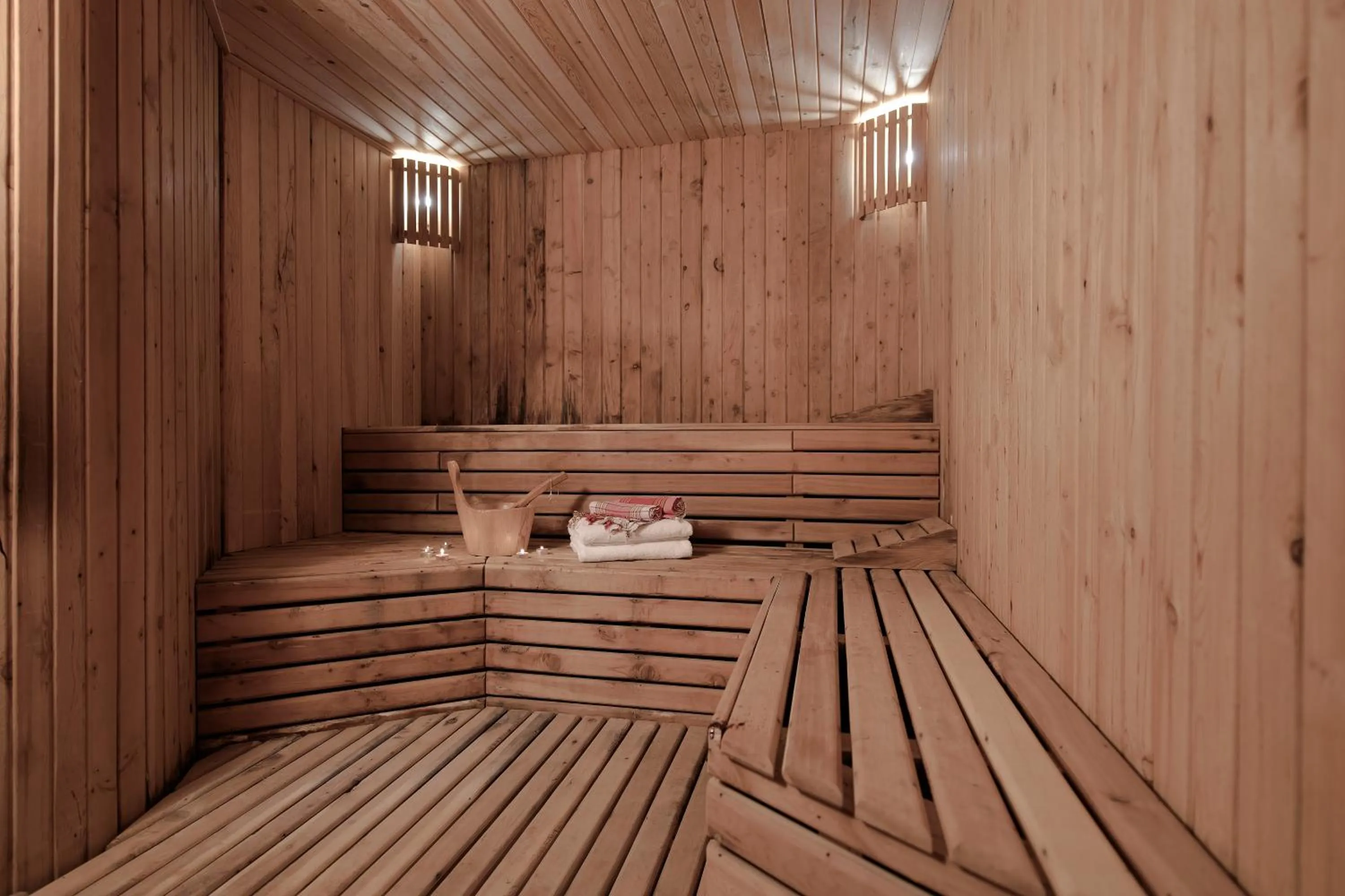 Sauna in Peninsula Gardens Hotel