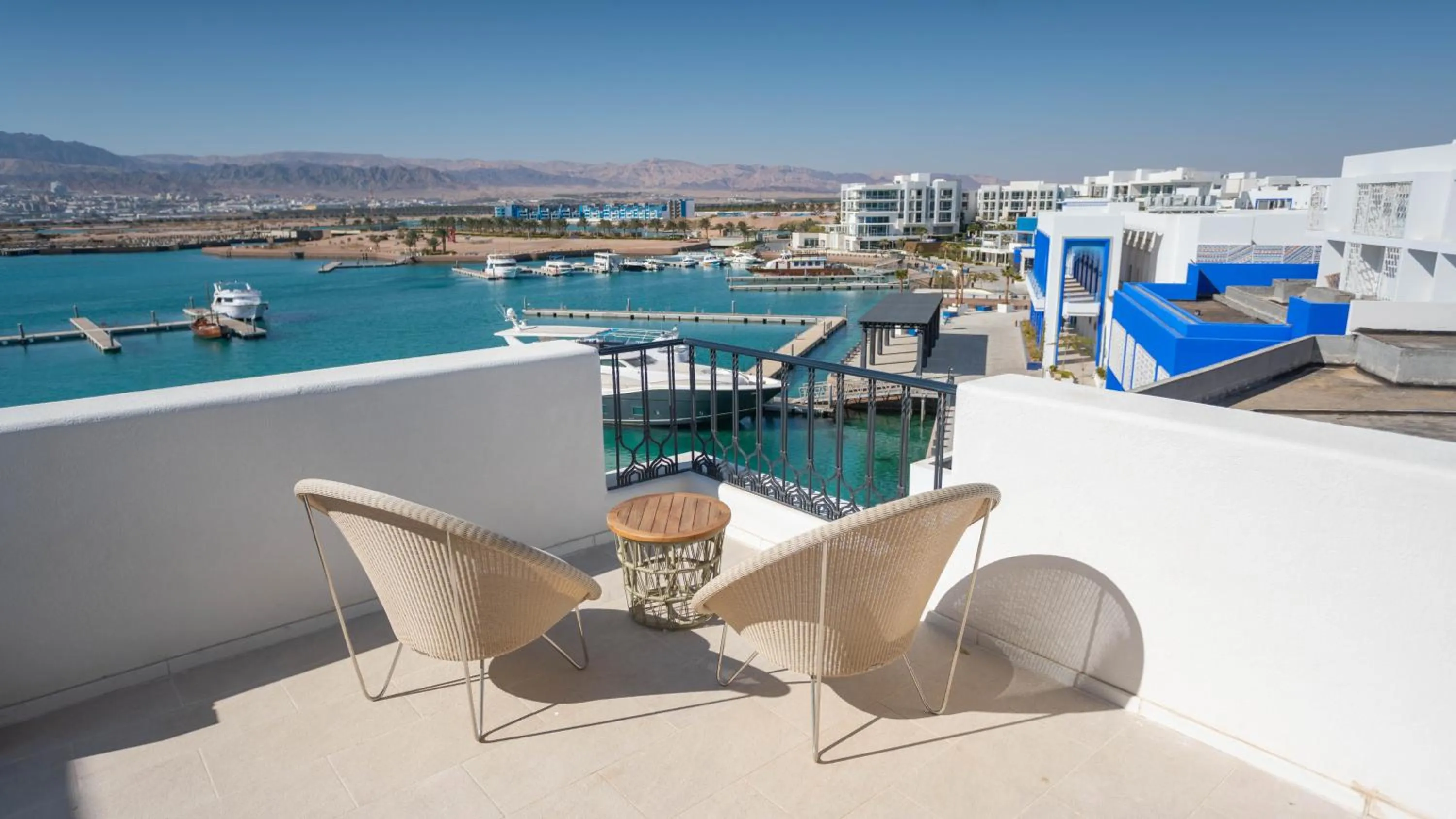 Day in Cloud 7 Residences Ayla Aqaba