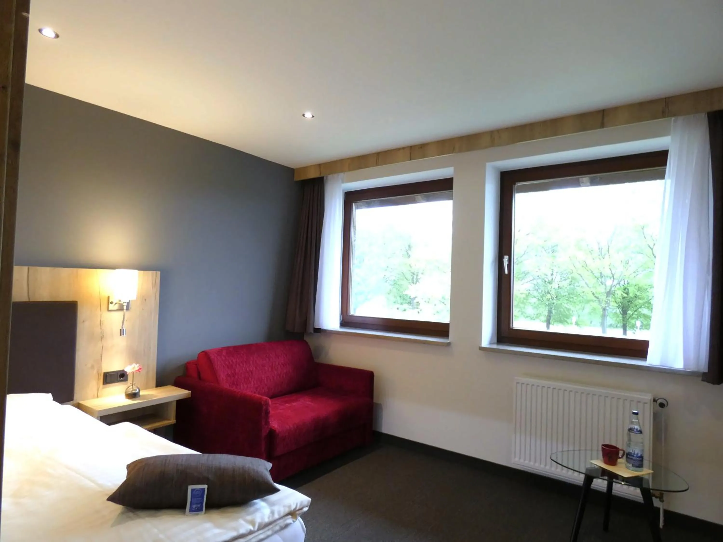 Photo of the whole room, Bed in Akzent Hotel Cordes & Restaurant am Rosengarten