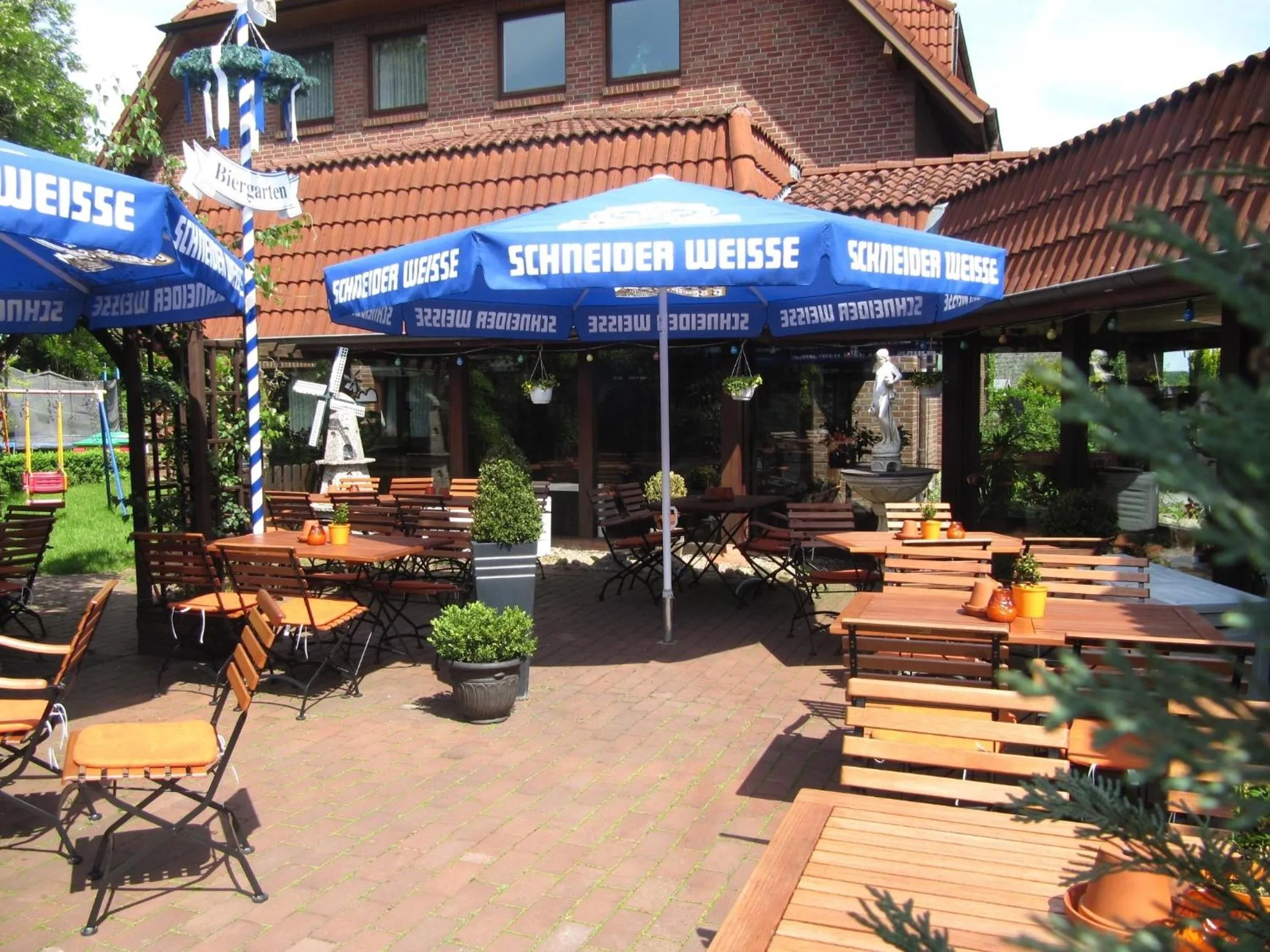 Facade/entrance in Akzent Hotel Cordes & Restaurant am Rosengarten