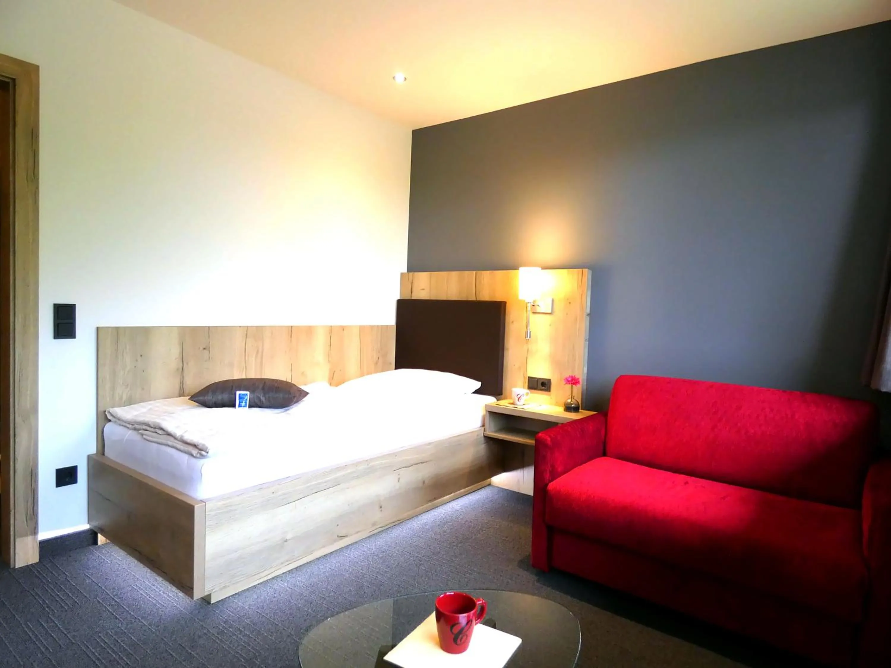 Photo of the whole room, Bed in Akzent Hotel Cordes & Restaurant am Rosengarten