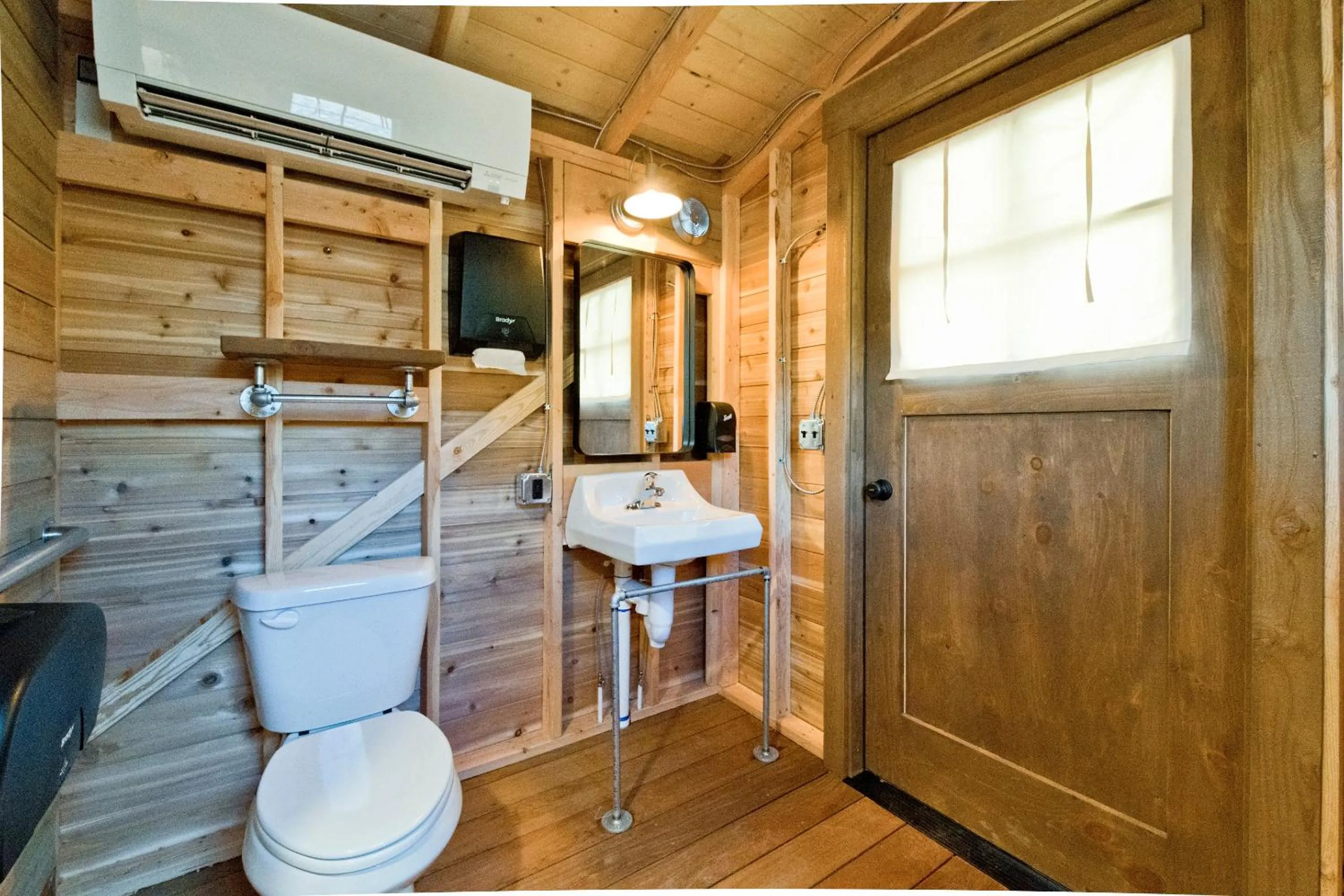 Shower in Zion Wildflower Resort
