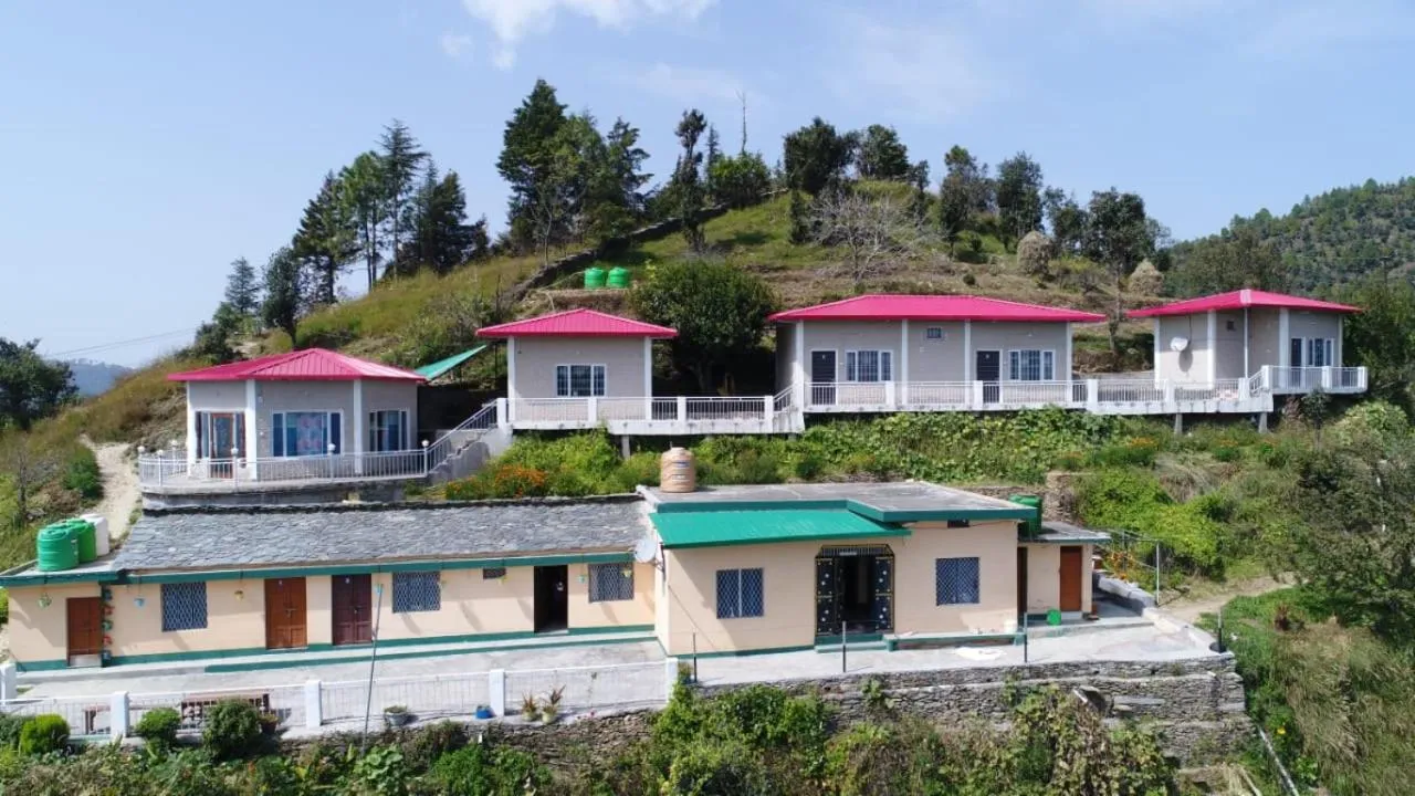 Property building in Pahadi Ghar Homestay