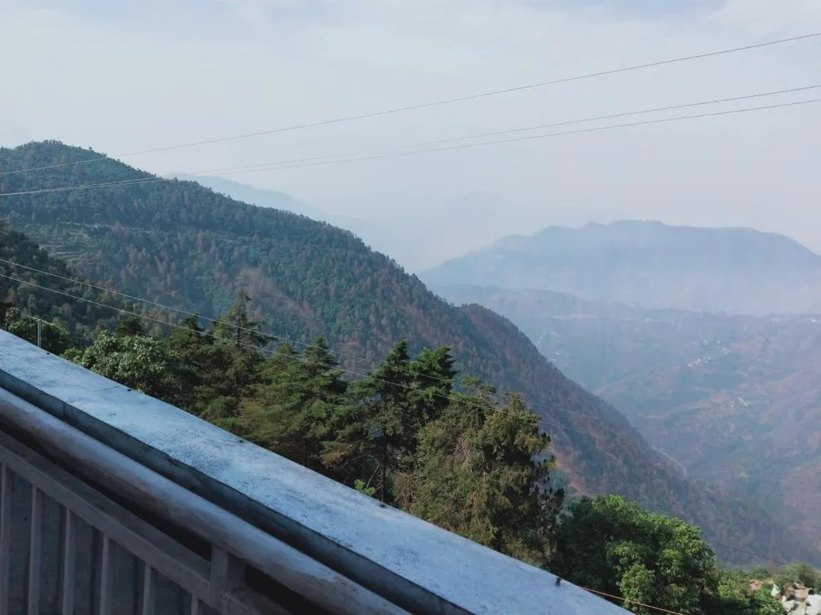 Mountain view in Pahadi Ghar Homestay