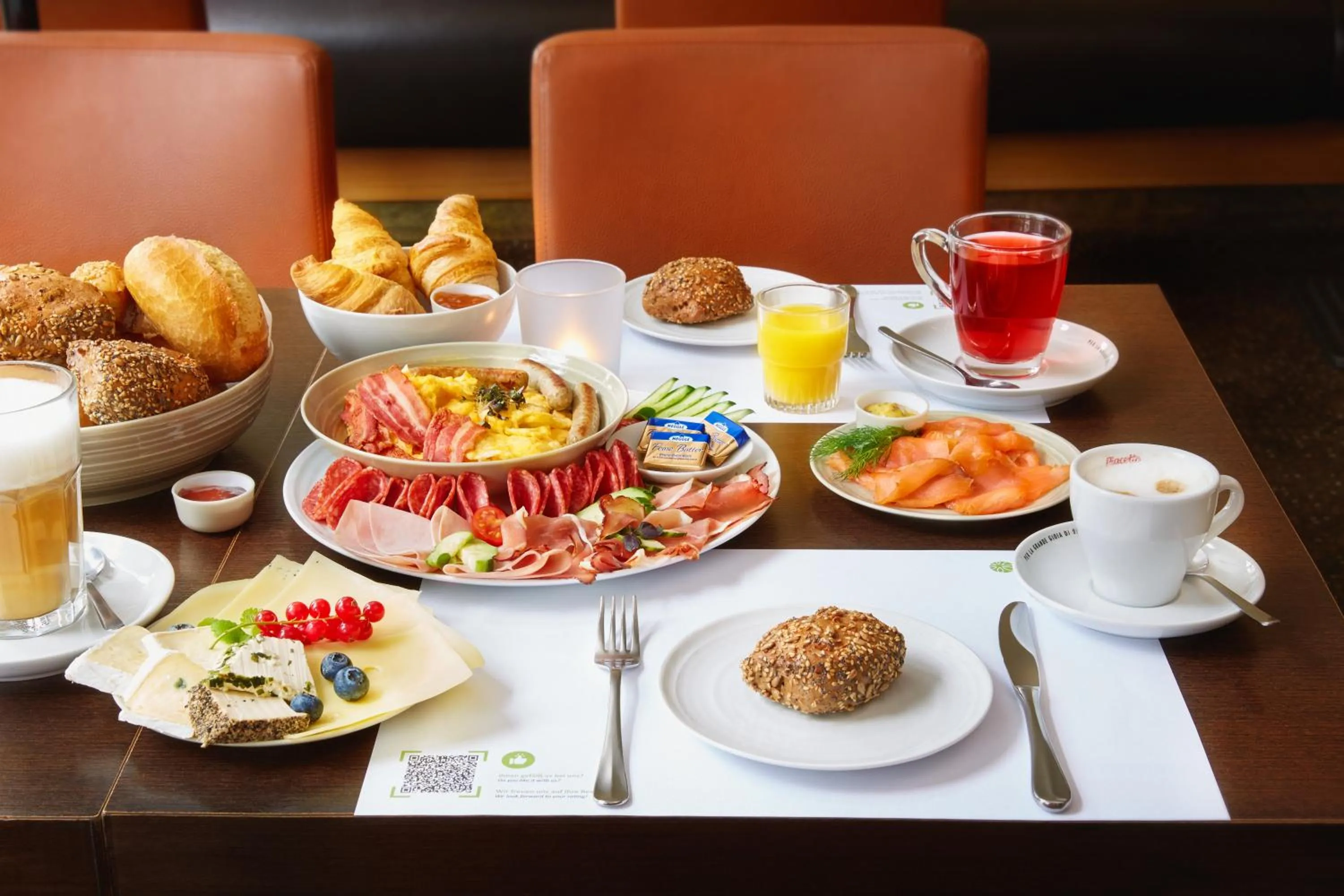 Breakfast in H+ Hotel Bochum