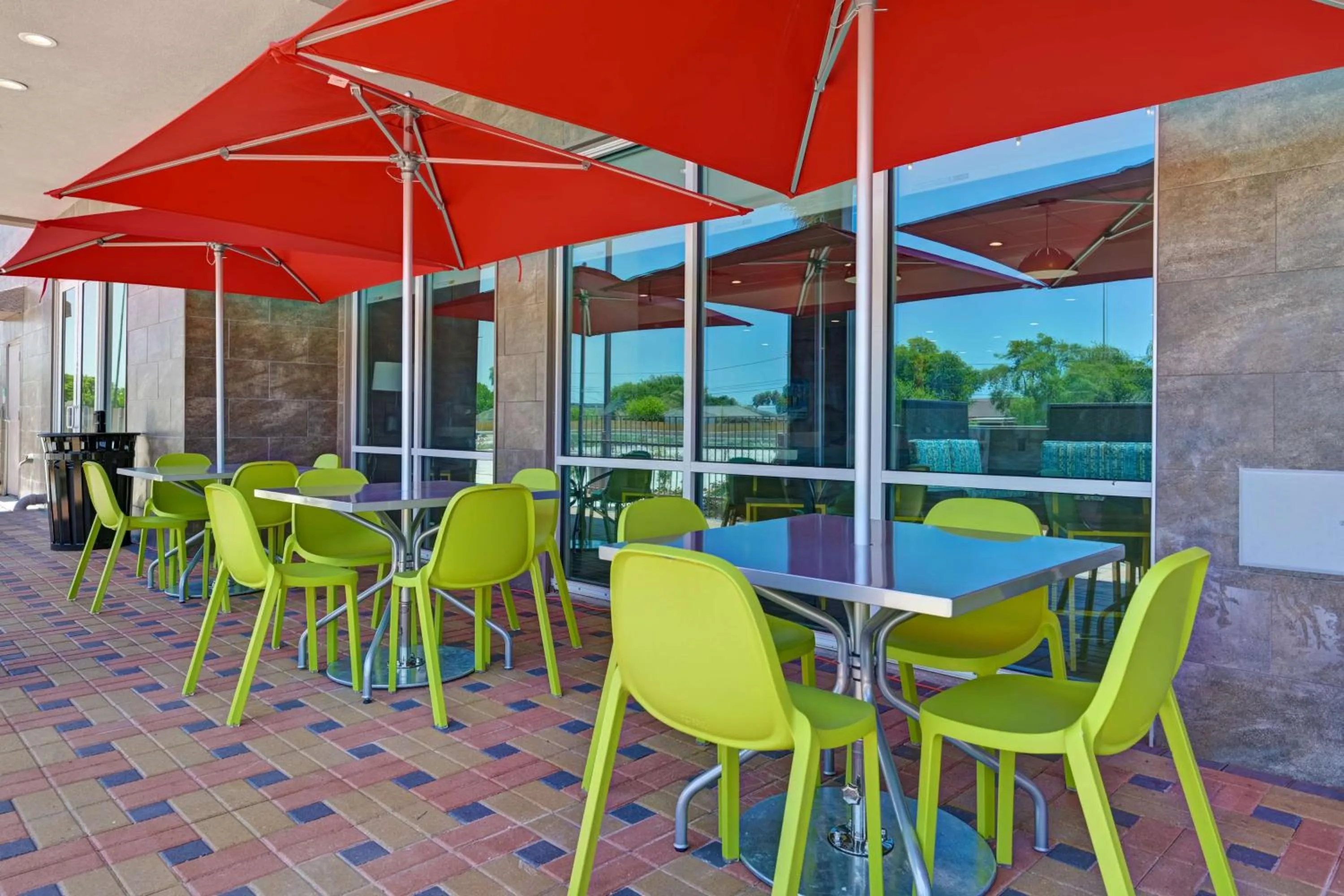 Property building in Home2 Suites Corpus Christi Southeast, Tx