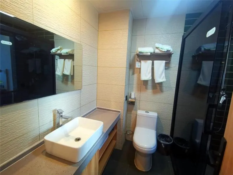 GreenTree Inn Heze Dingtao District Auto Town