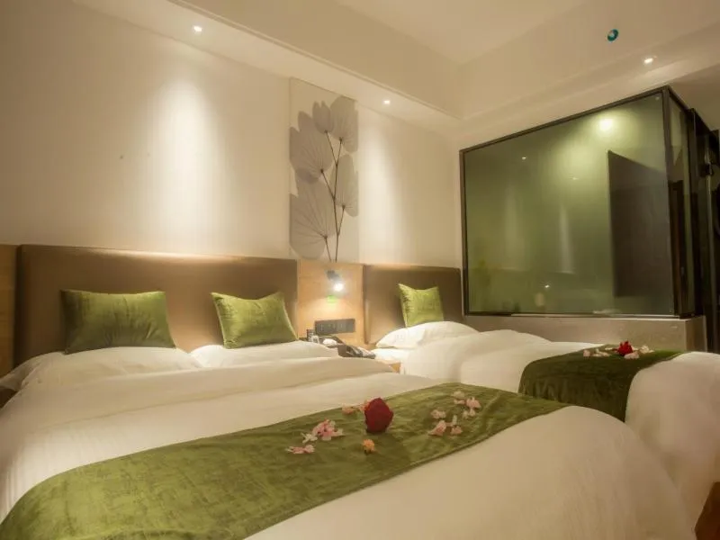 Bed in GreenTree Inn Haikou Haixiu Middle Road