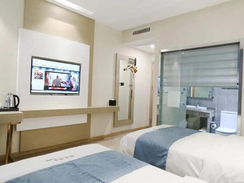 VX hotel Nanjing South Railway Station Daming Road Metro Station