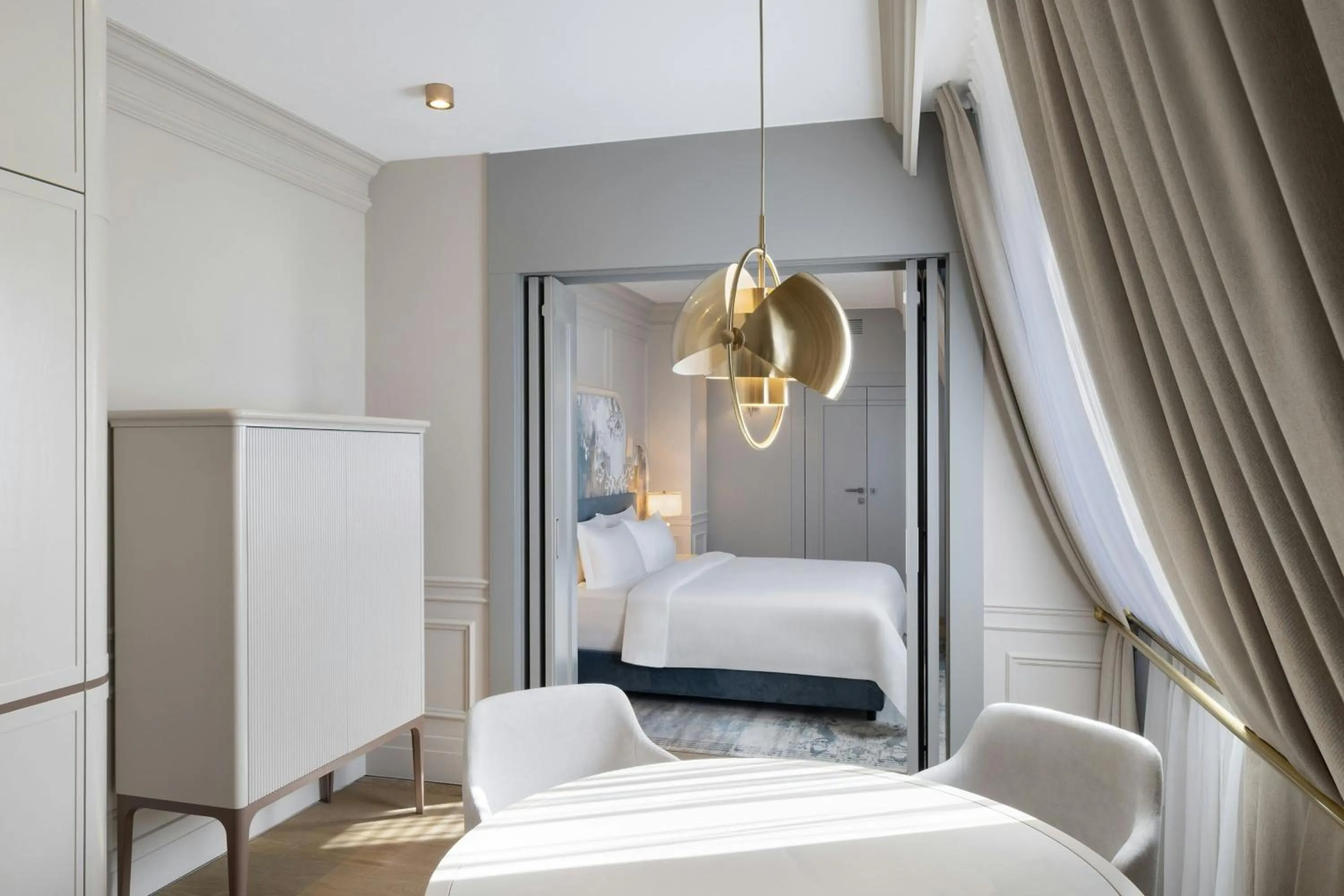 Bedroom, Bed in H15 Palace, a Luxury Collection Hotel, Krakow