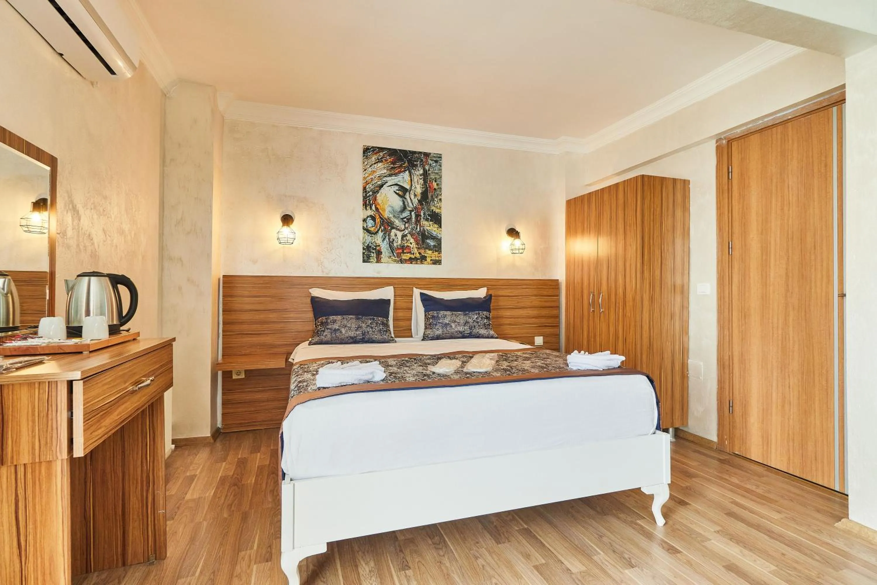 Photo of the whole room, Bed in Armar Hotel